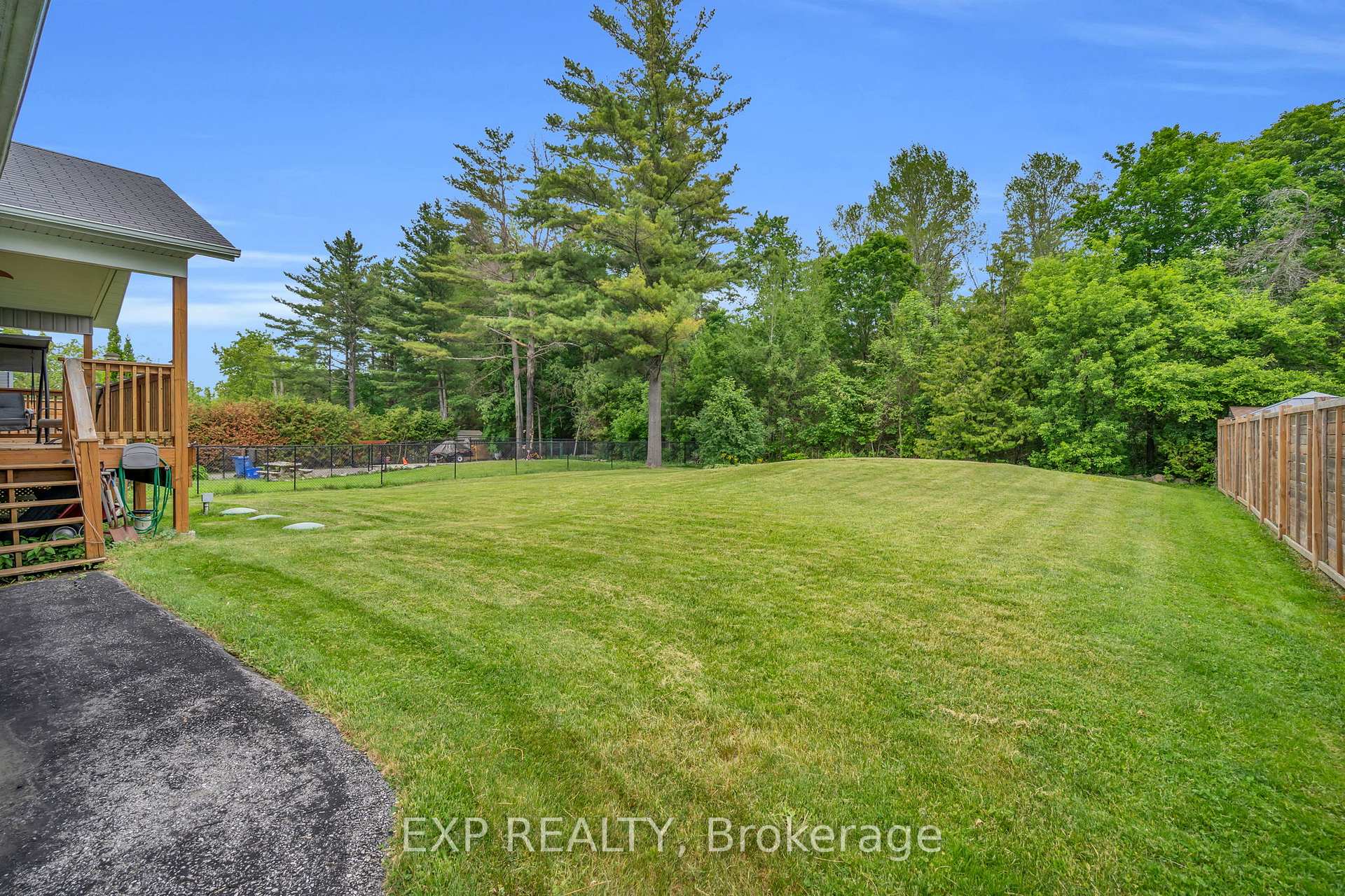 Photo 39 of 21 Sunnidale Boulevard, Georgina, Sutton & Jackson's Point — HOMEH