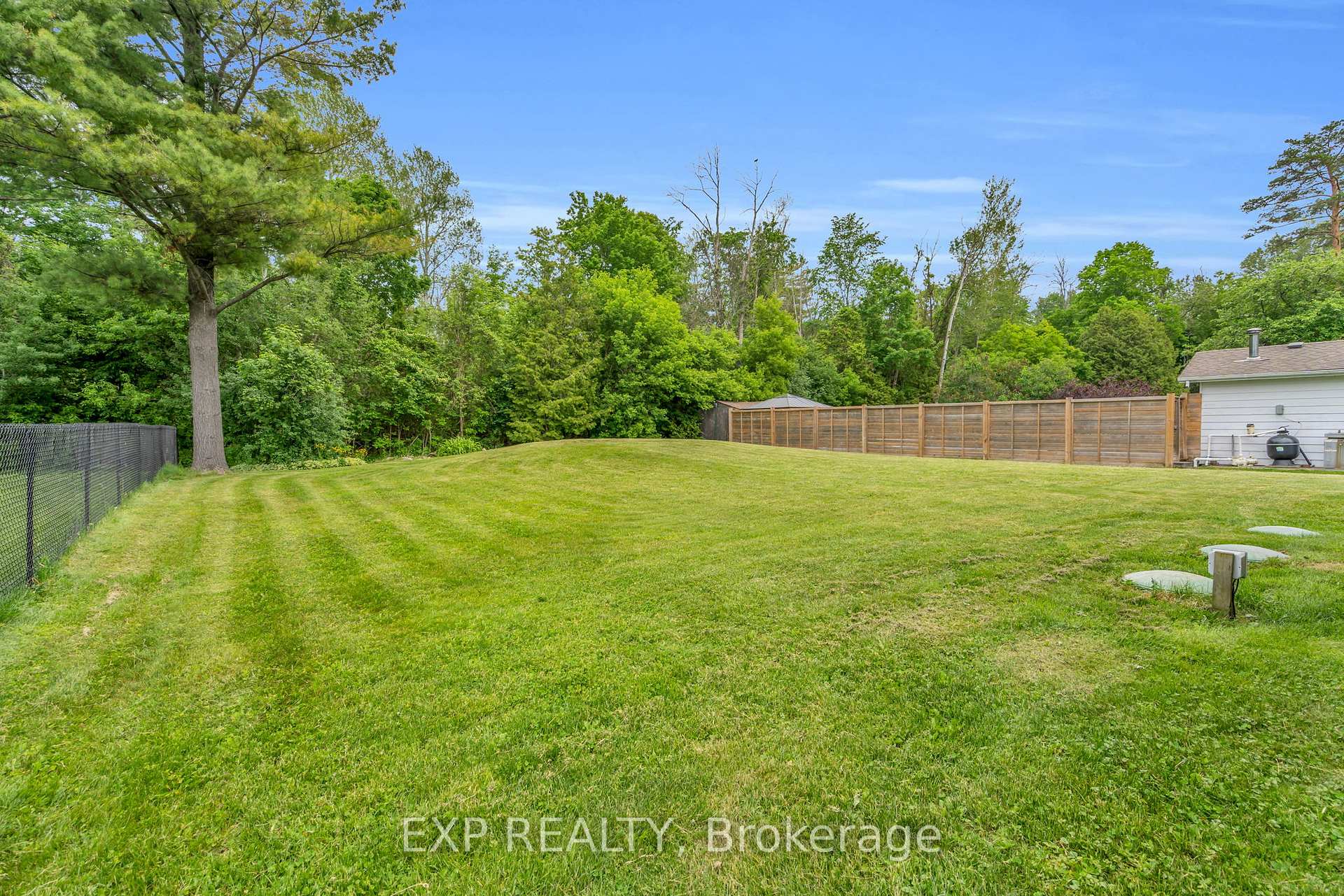 Photo 41 of 21 Sunnidale Boulevard, Georgina, Sutton & Jackson's Point — HOMEH