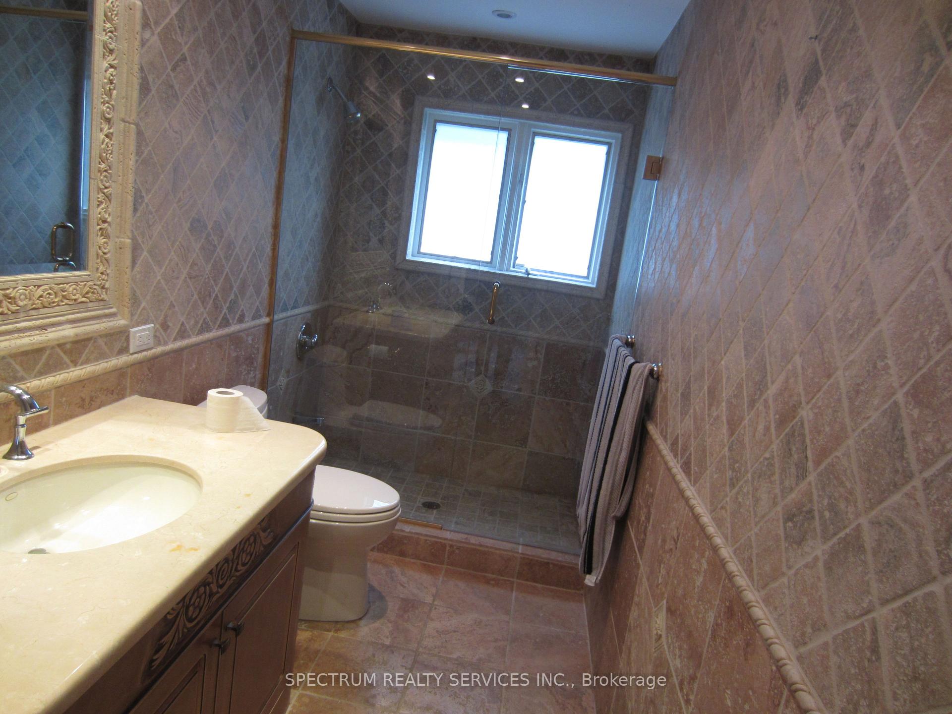 Photo 20 of 135 Hayhoe Avenue, Vaughan, East Woodbridge — HOMEH