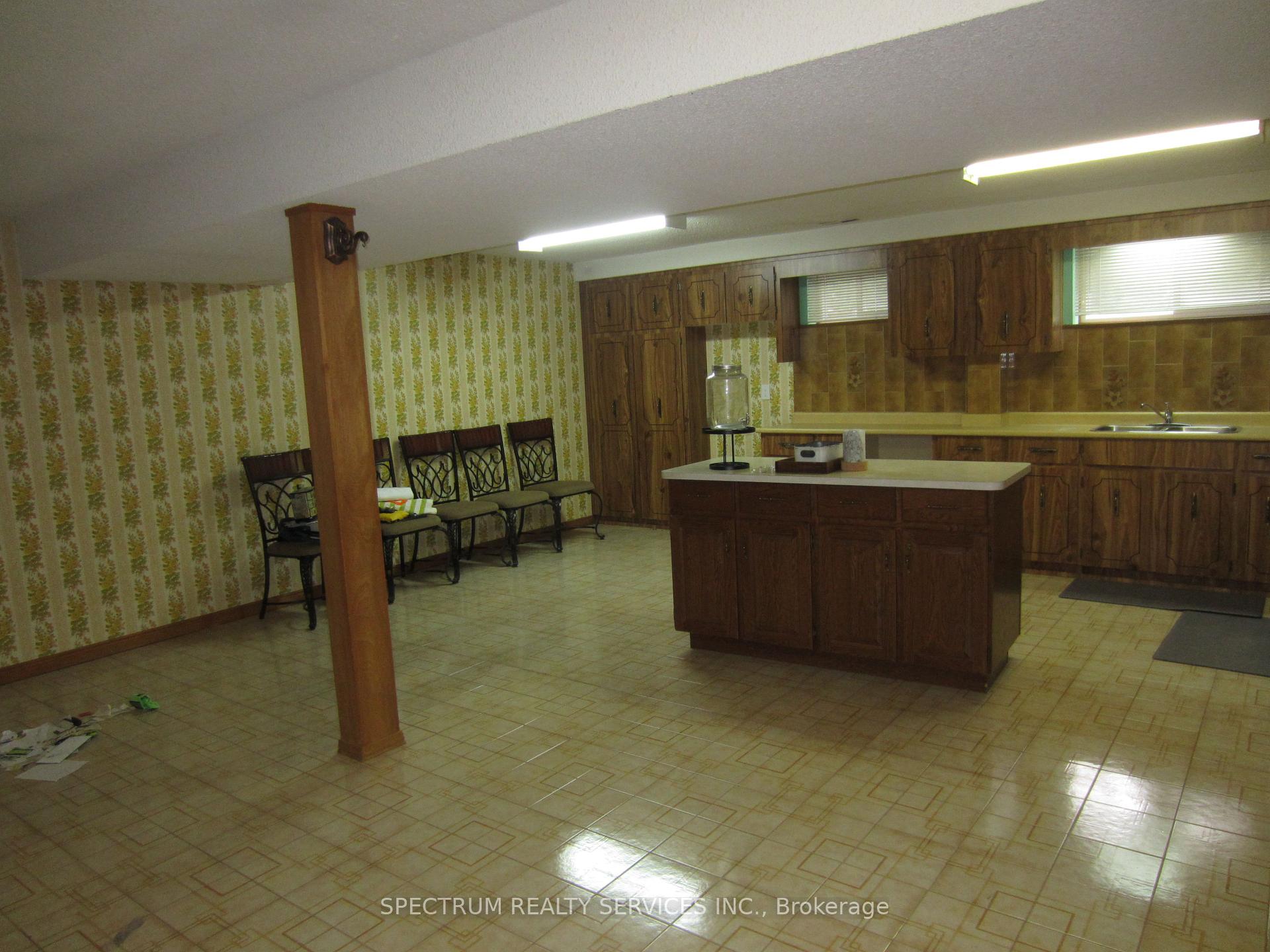 Photo 21 of 135 Hayhoe Avenue, Vaughan, East Woodbridge — HOMEH