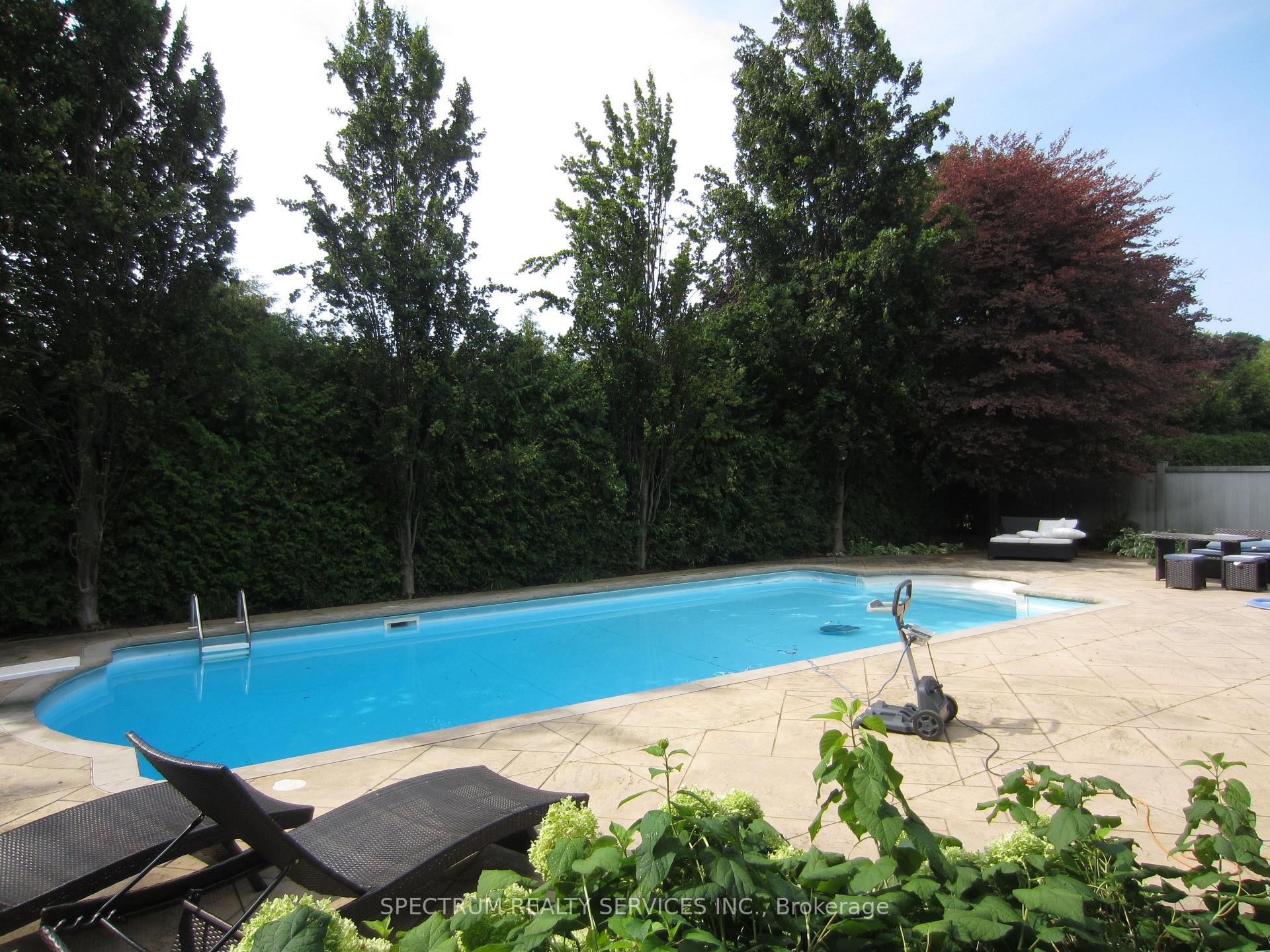 Photo 25 of 135 Hayhoe Avenue, Vaughan, East Woodbridge — HOMEH