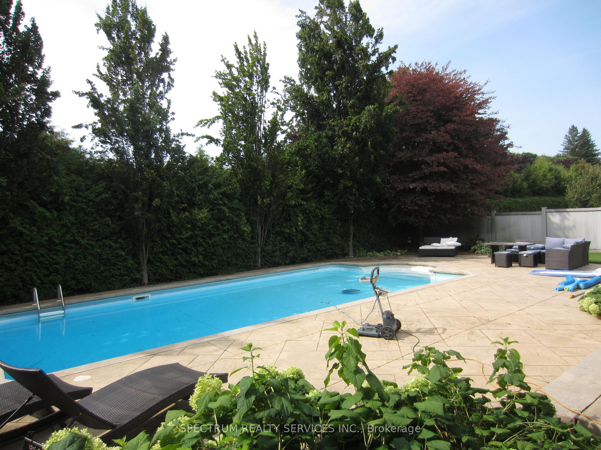 Photo 26 of 135 Hayhoe Avenue, Vaughan, East Woodbridge — HOMEH