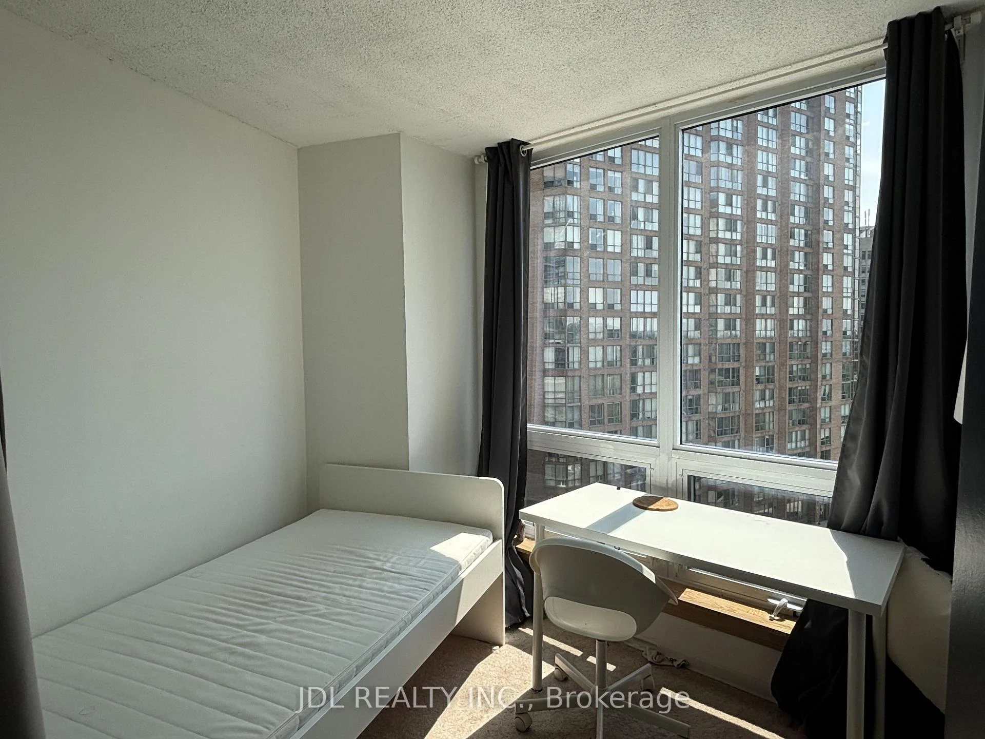 Photo 2 of Unit 1409, 1055 Bay Street, Toronto, Bay Street Corridor — HOMEH