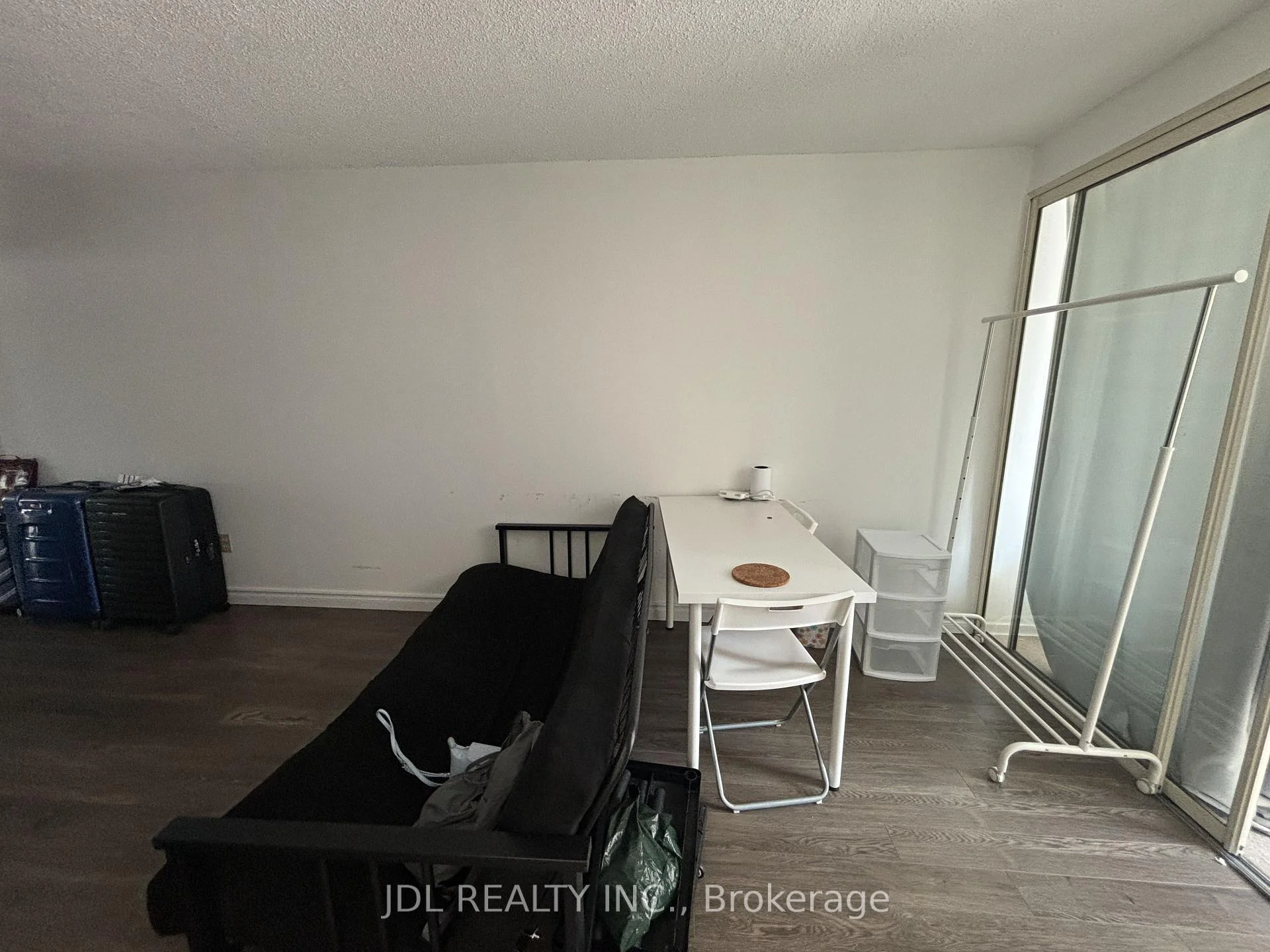 Photo 12 of Unit 1409, 1055 Bay Street, Toronto, Bay Street Corridor — HOMEH