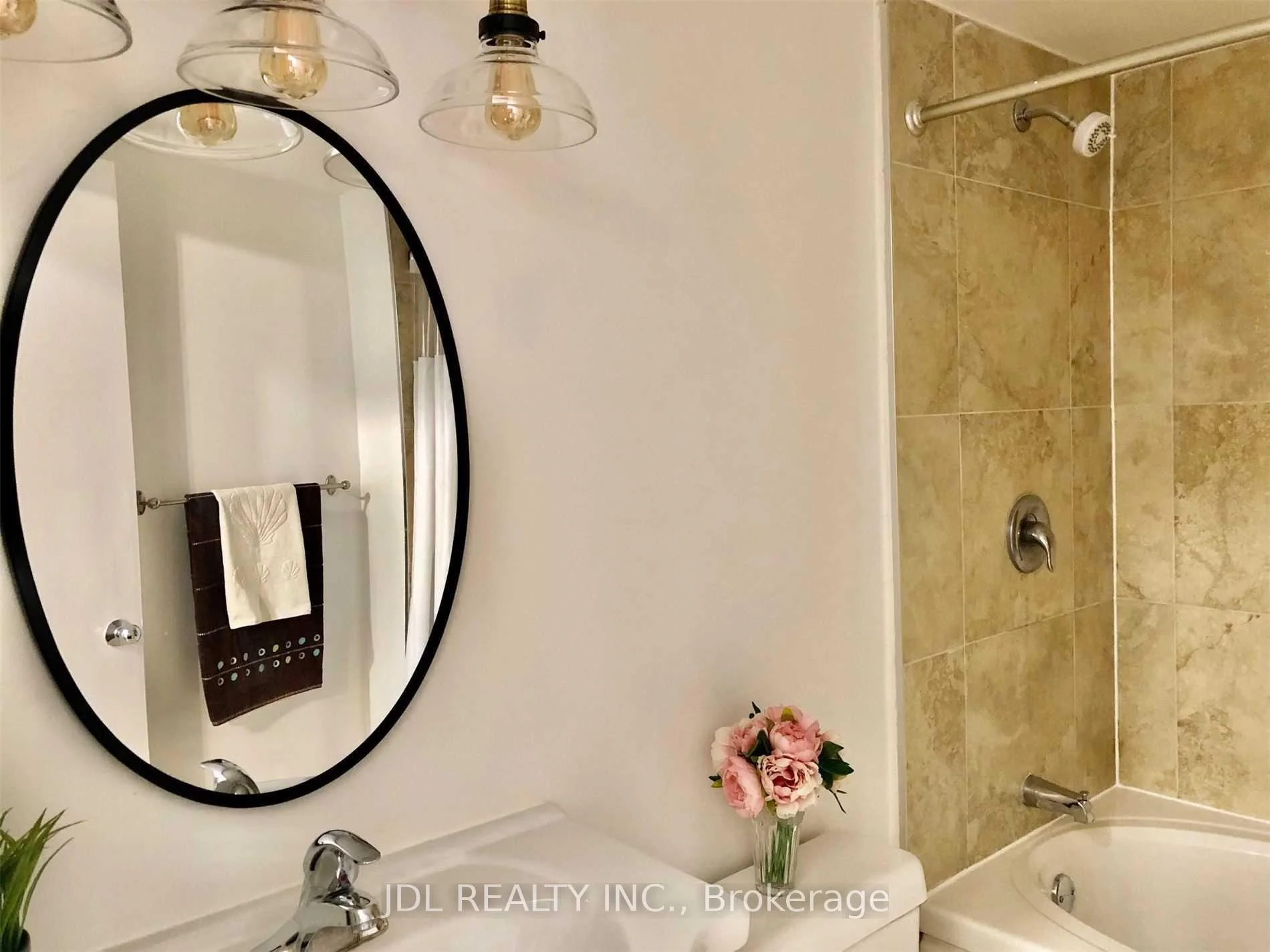 Photo 20 of Unit 1409, 1055 Bay Street, Toronto, Bay Street Corridor — HOMEH