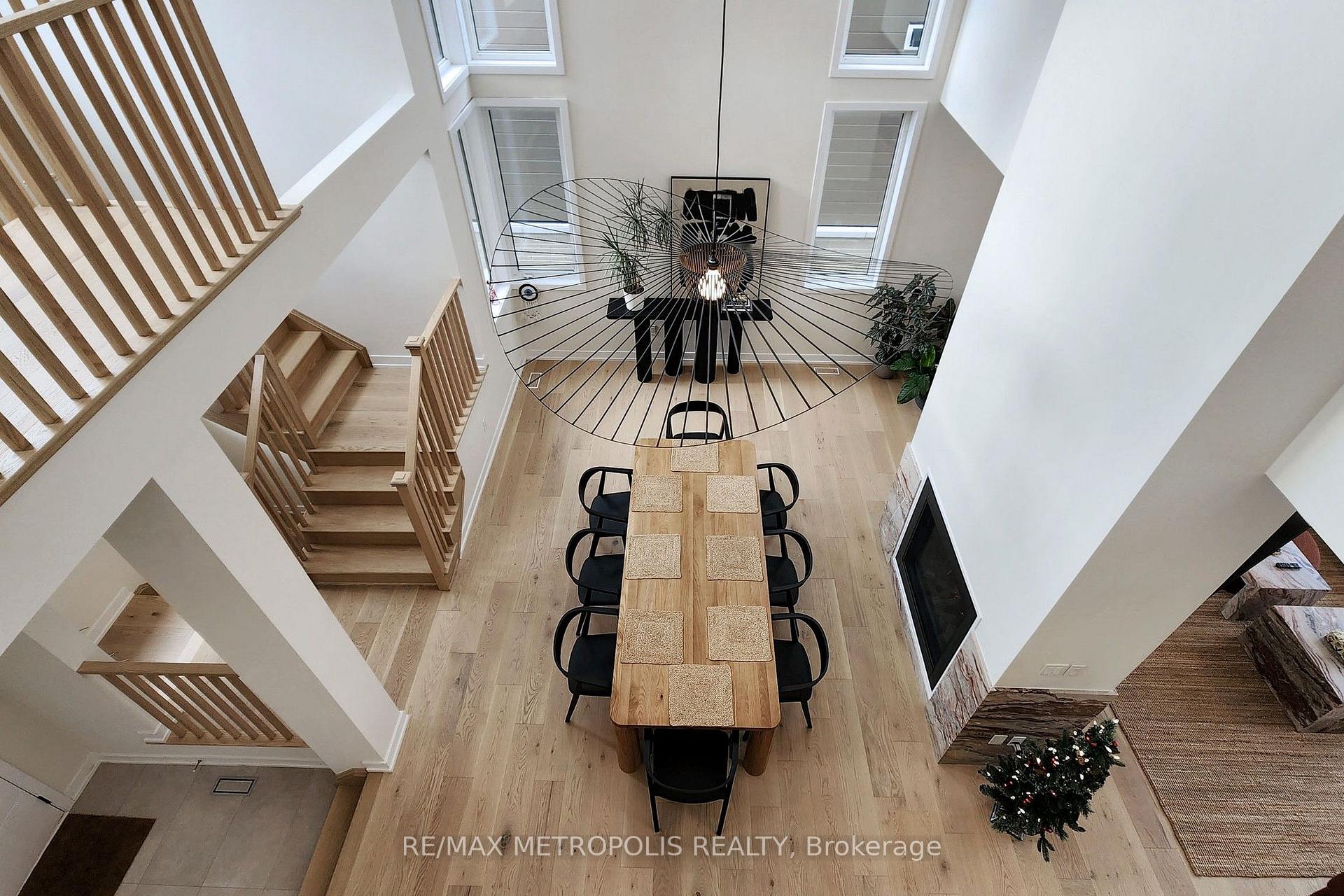 Photo 7 of 104 Stoneleigh Drive, Blue Mountains — HOMEH