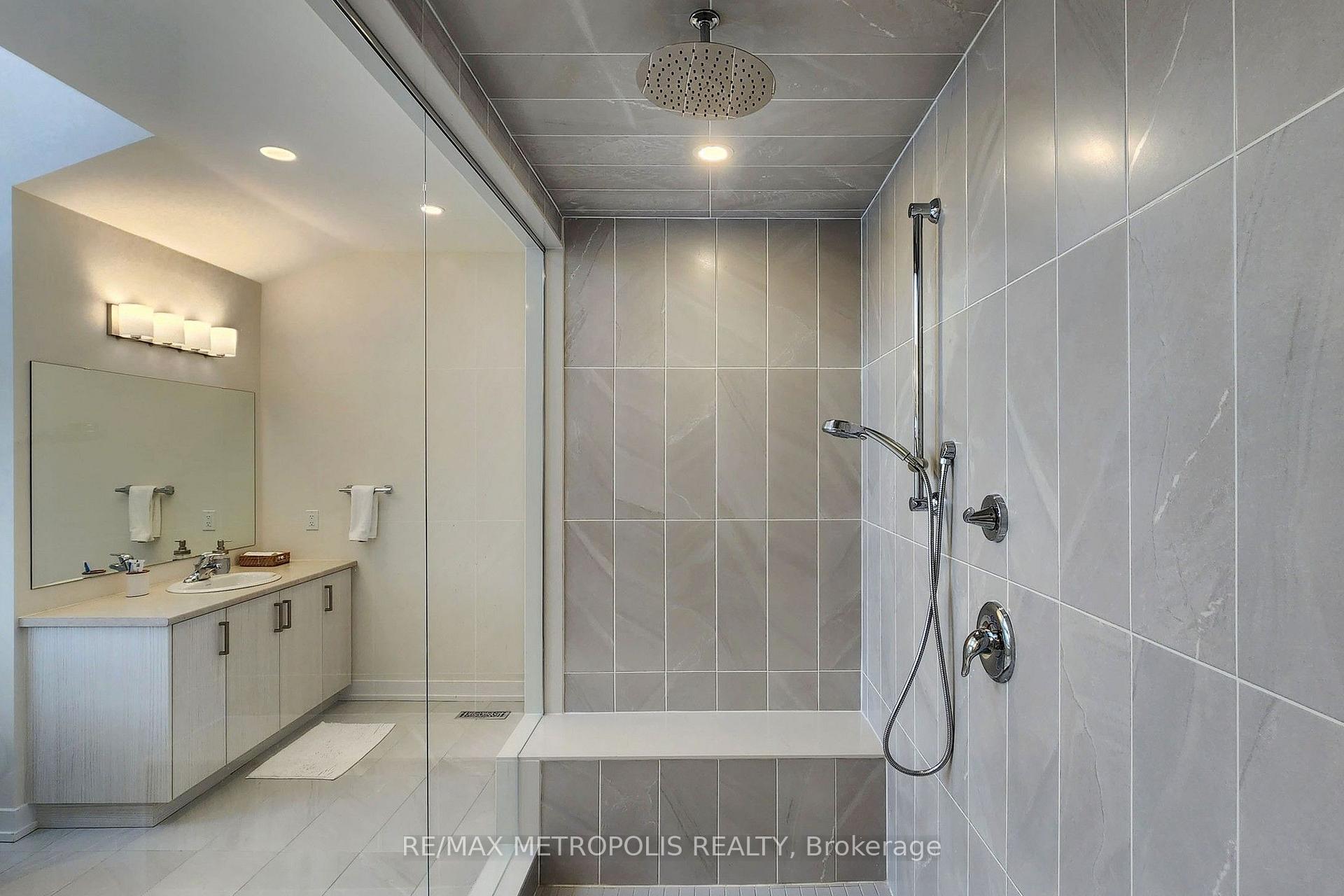 Photo 28 of 104 Stoneleigh Drive, Blue Mountains — HOMEH