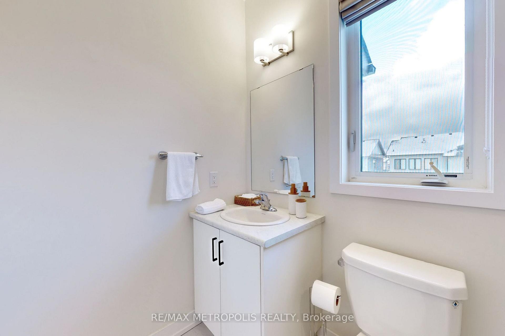 Photo 31 of 104 Stoneleigh Drive, Blue Mountains — HOMEH