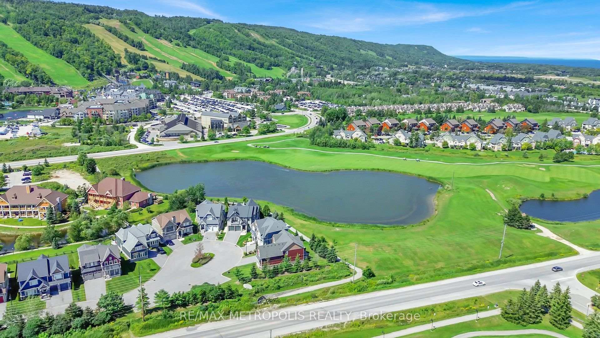 Photo 44 of 104 Stoneleigh Drive, Blue Mountains — HOMEH