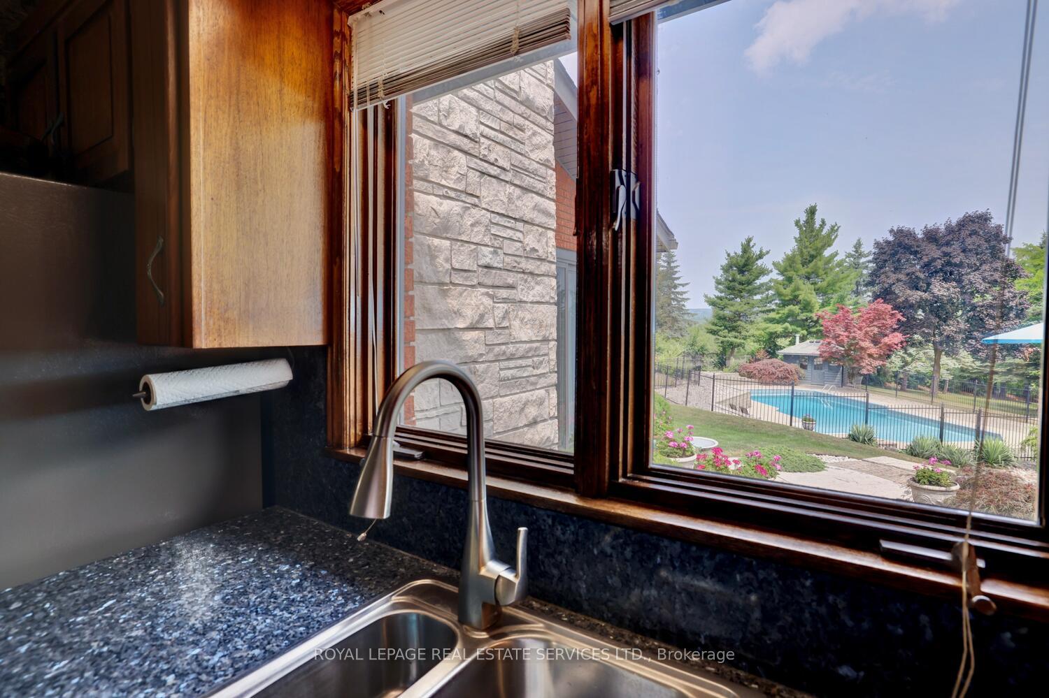 Photo 15 of 16 Mccoll Drive, Caledon, Rural Caledon — HOMEH
