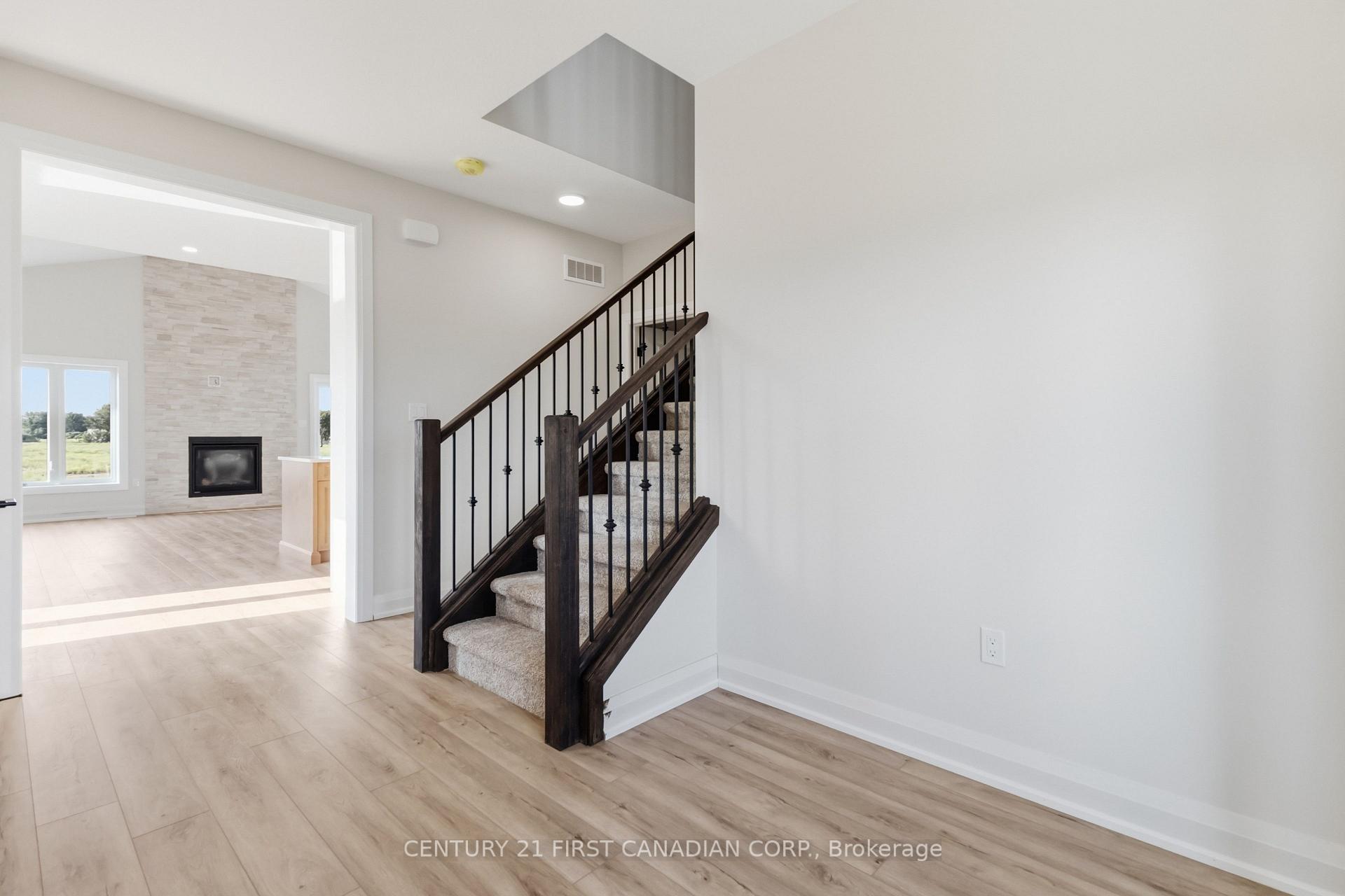 Photo 5 of 115 Addison Avenue, Lucan Biddulph, Lucan — HOMEH