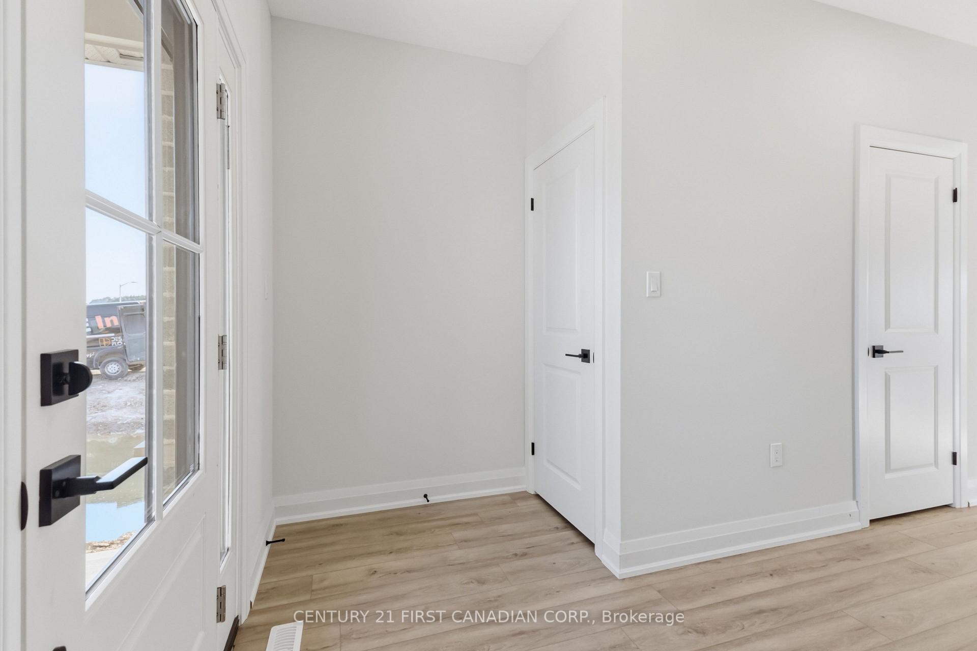 Photo 6 of 115 Addison Avenue, Lucan Biddulph, Lucan — HOMEH