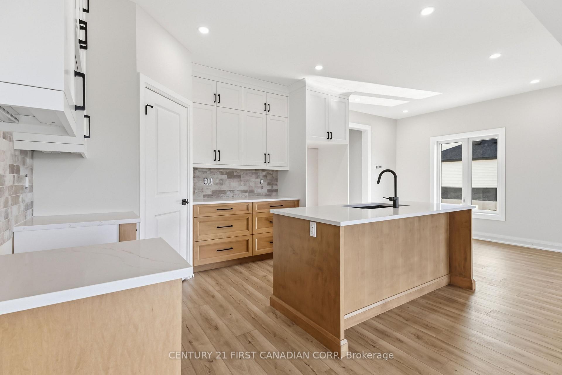 Photo 12 of 115 Addison Avenue, Lucan Biddulph, Lucan — HOMEH