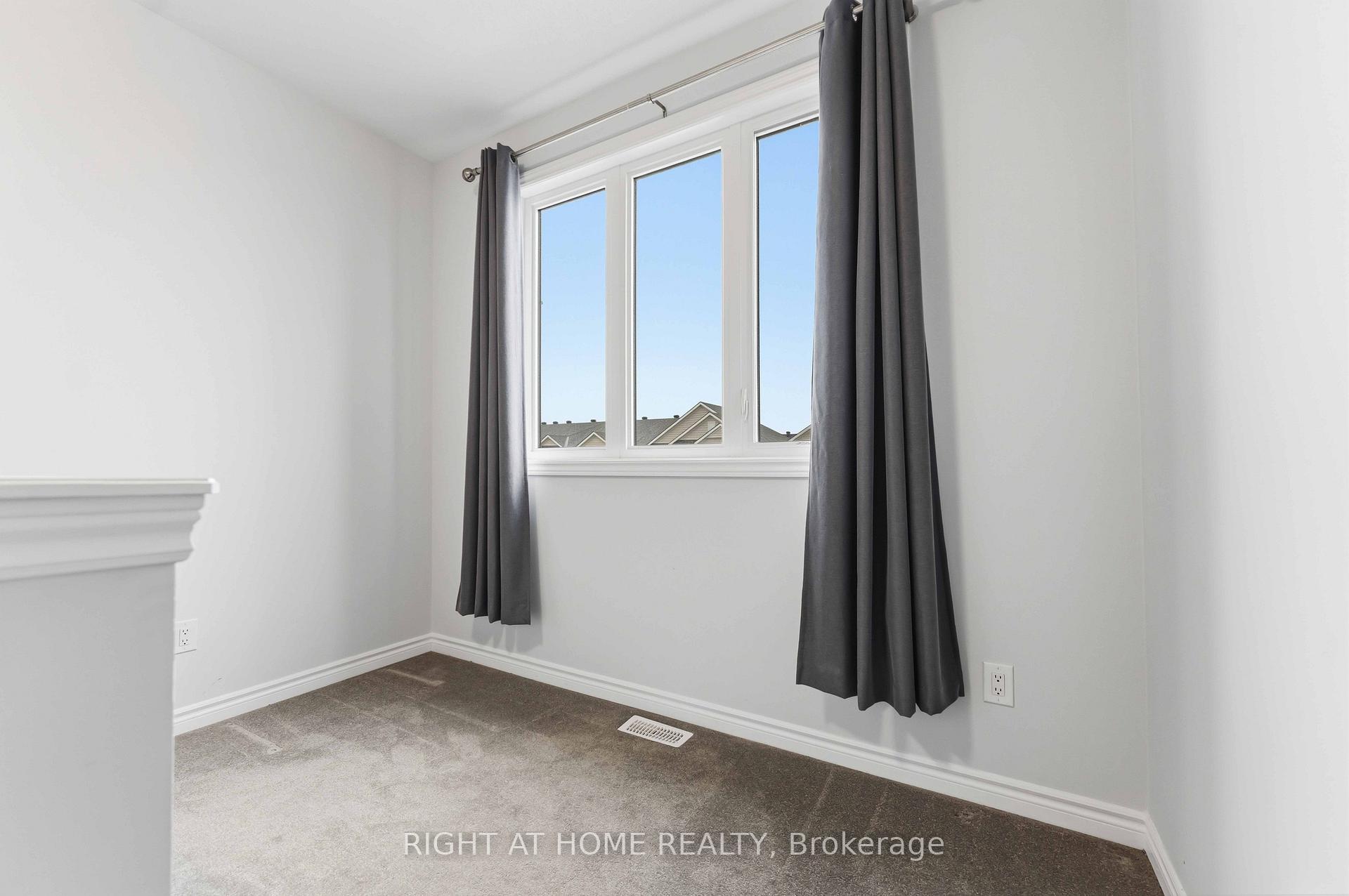 Photo 17 of 709 Derreen Avenue, Ottawa, Stittsville (North) — HOMEH