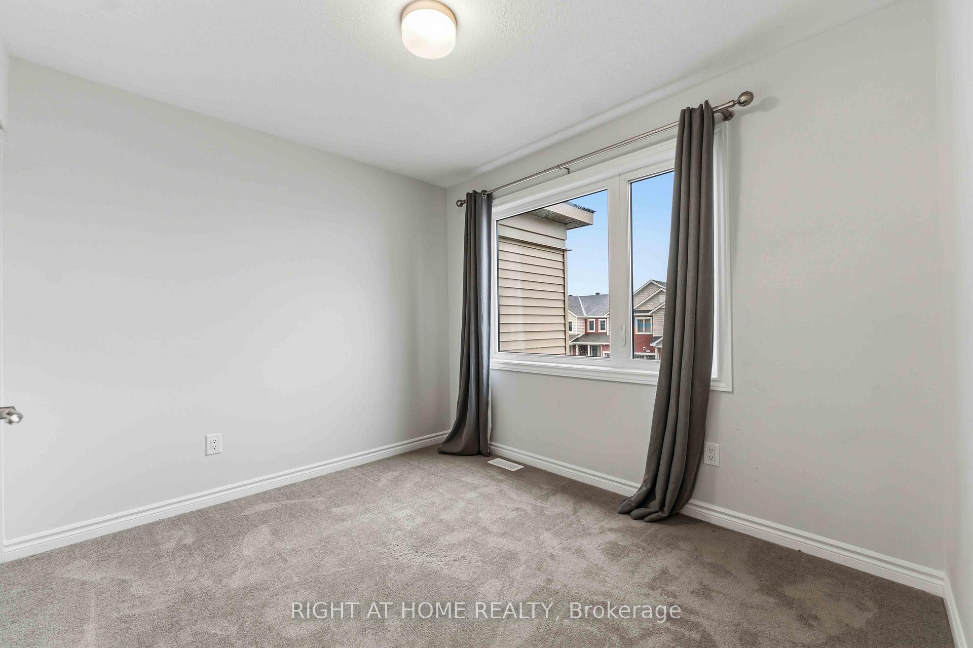 Photo 20 of 709 Derreen Avenue, Ottawa, Stittsville (North) — HOMEH