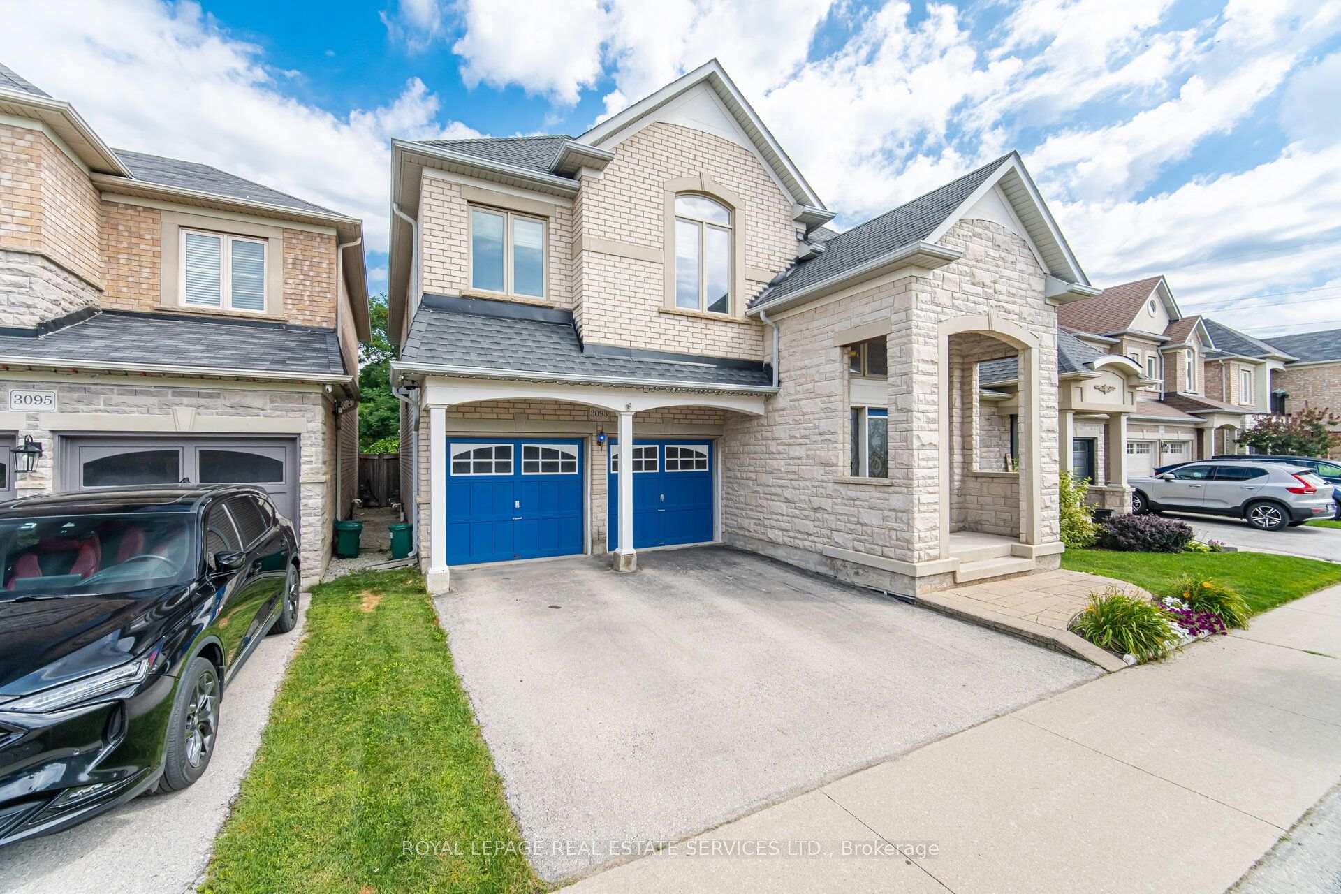Photo 4 of 3093 Ferguson Drive, Burlington, Alton — HOMEH