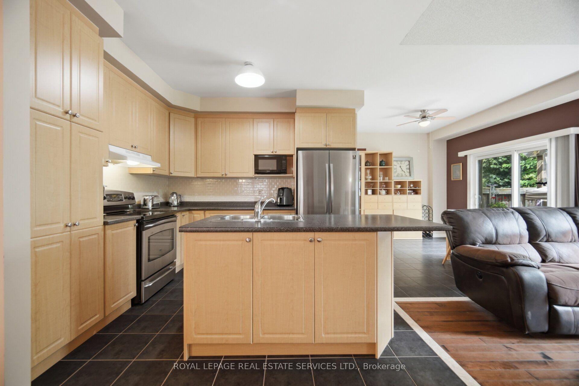 Photo 16 of 3093 Ferguson Drive, Burlington, Alton — HOMEH