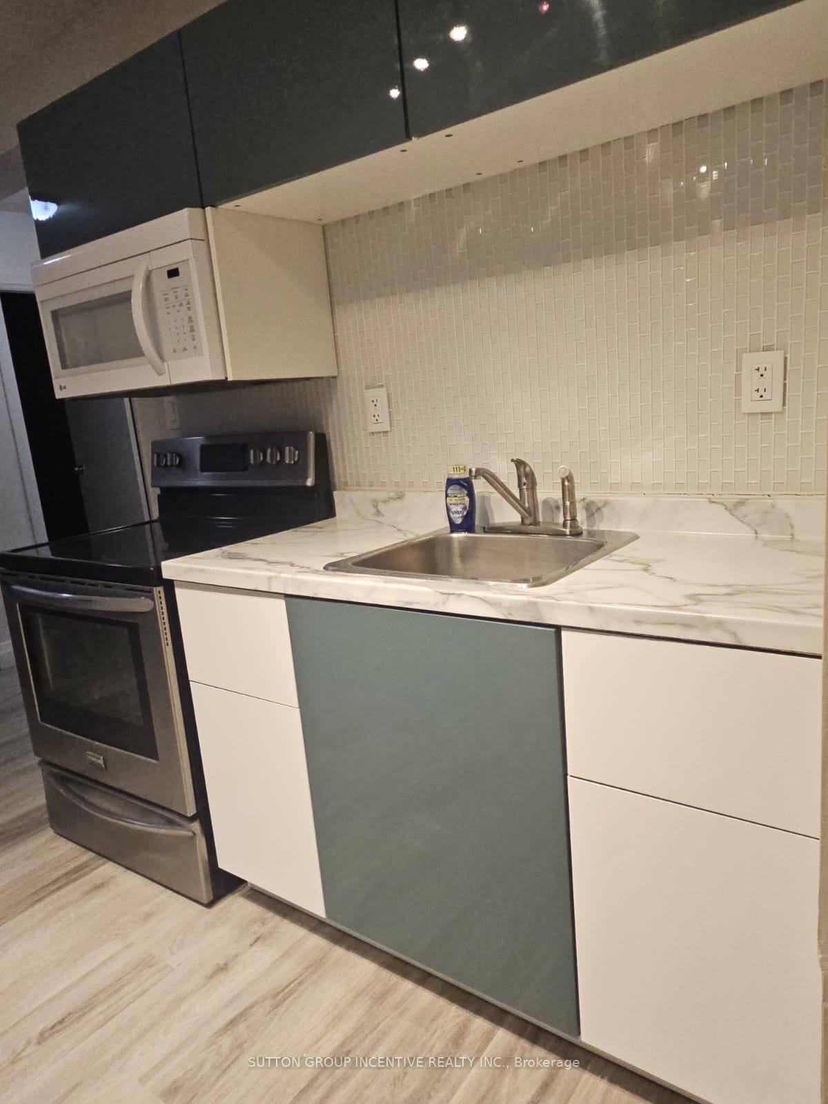 Photo 2 of Unit UNIT 2, 2091 25 Street, Innisfil, Alcona — HOMEH