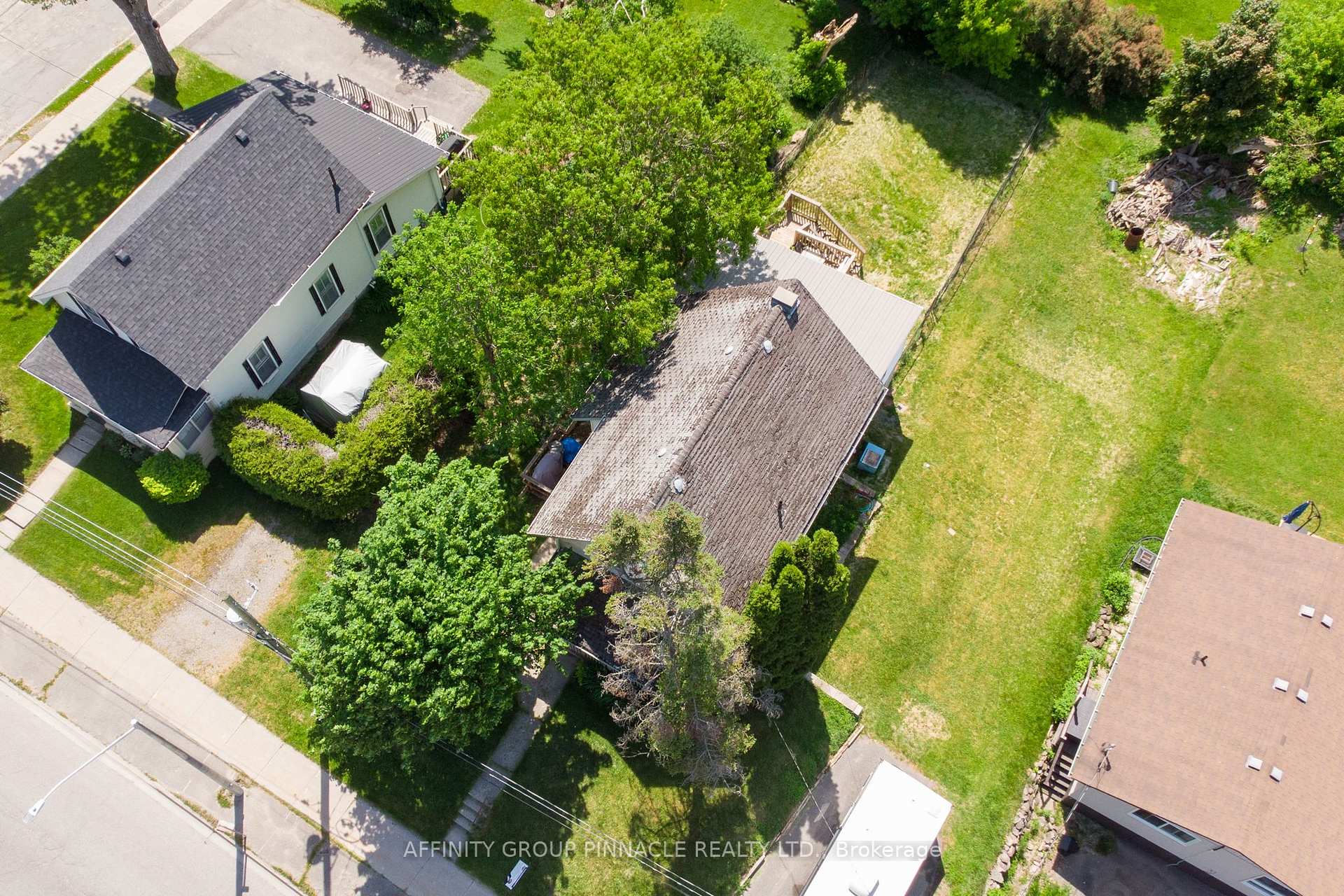 Photo 5 of 7 Colborne Street E, Kawartha Lakes, Lindsay — HOMEH