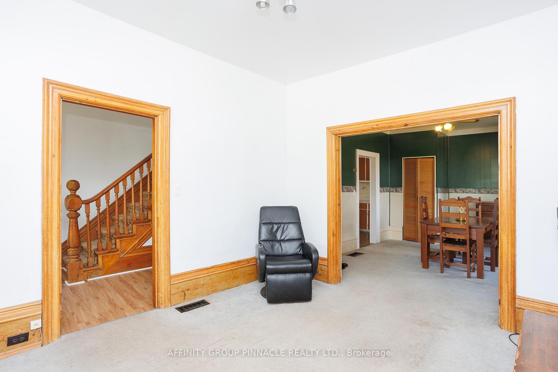 Photo 16 of 7 Colborne Street E, Kawartha Lakes, Lindsay — HOMEH