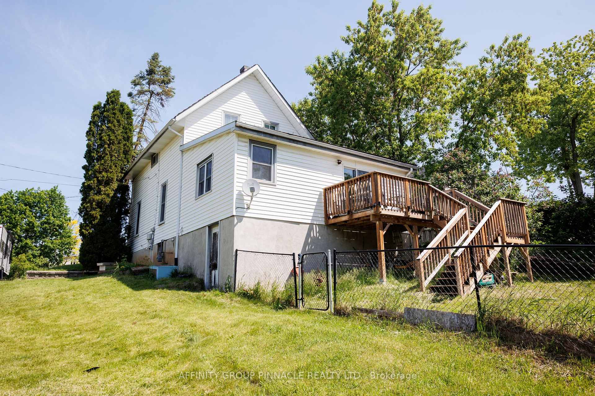 Photo 41 of 7 Colborne Street E, Kawartha Lakes, Lindsay — HOMEH