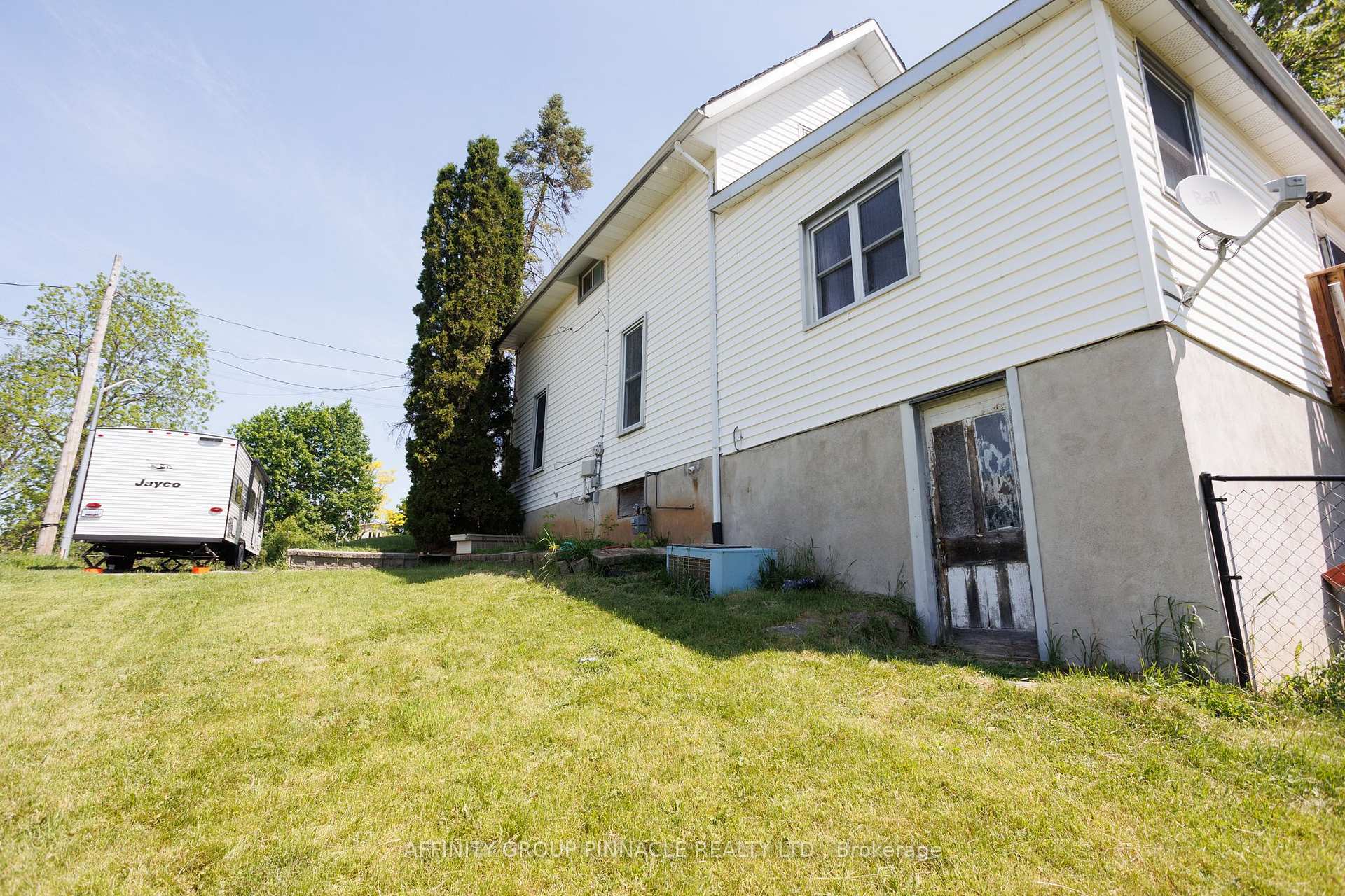 Photo 42 of 7 Colborne Street E, Kawartha Lakes, Lindsay — HOMEH