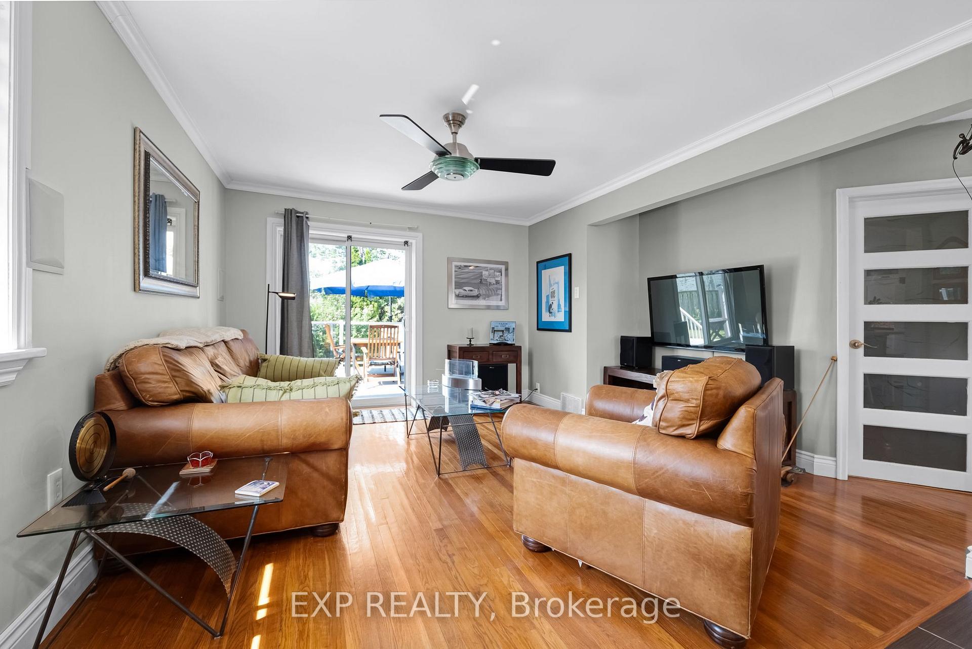 Photo 11 of 48 Sixteenth Street, Etobicoke, New Toronto — HOMEH