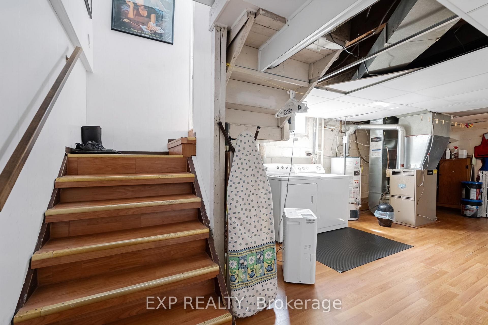 Photo 22 of 48 Sixteenth Street, Etobicoke, New Toronto — HOMEH