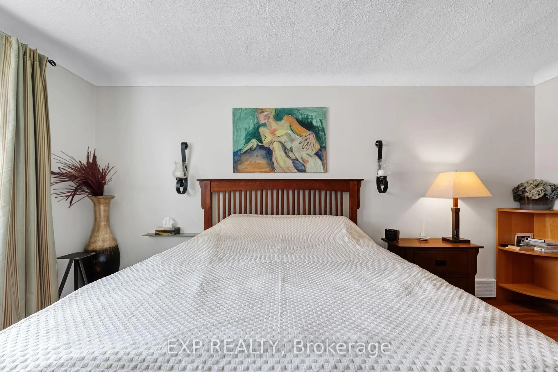 Photo 19 of 48 Sixteenth Street, Etobicoke, New Toronto — HOMEH