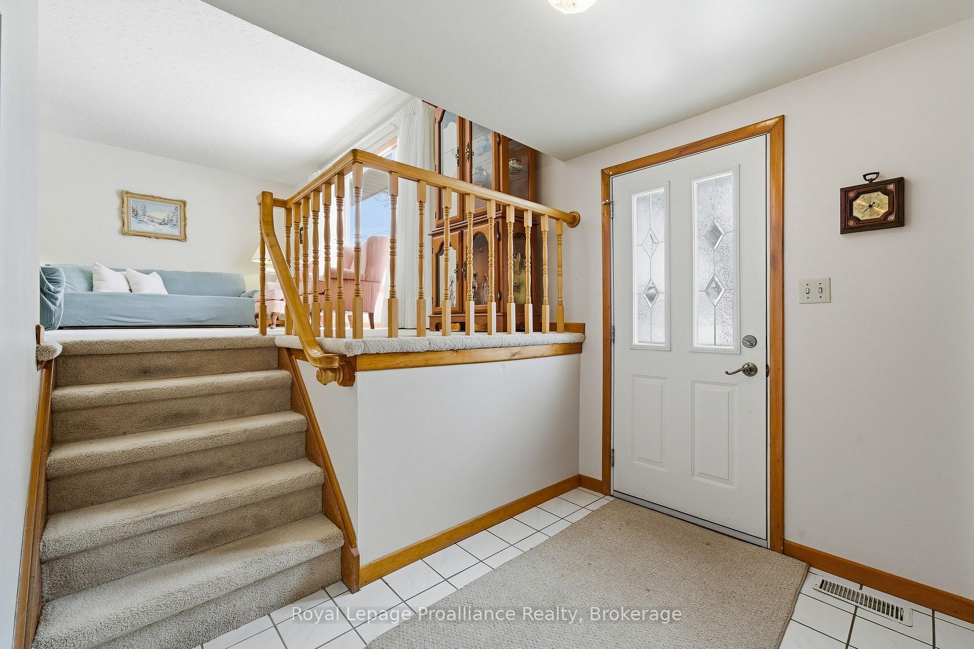 Photo 6 of 46 Edgehill Road, Belleville, Belleville Ward — HOMEH