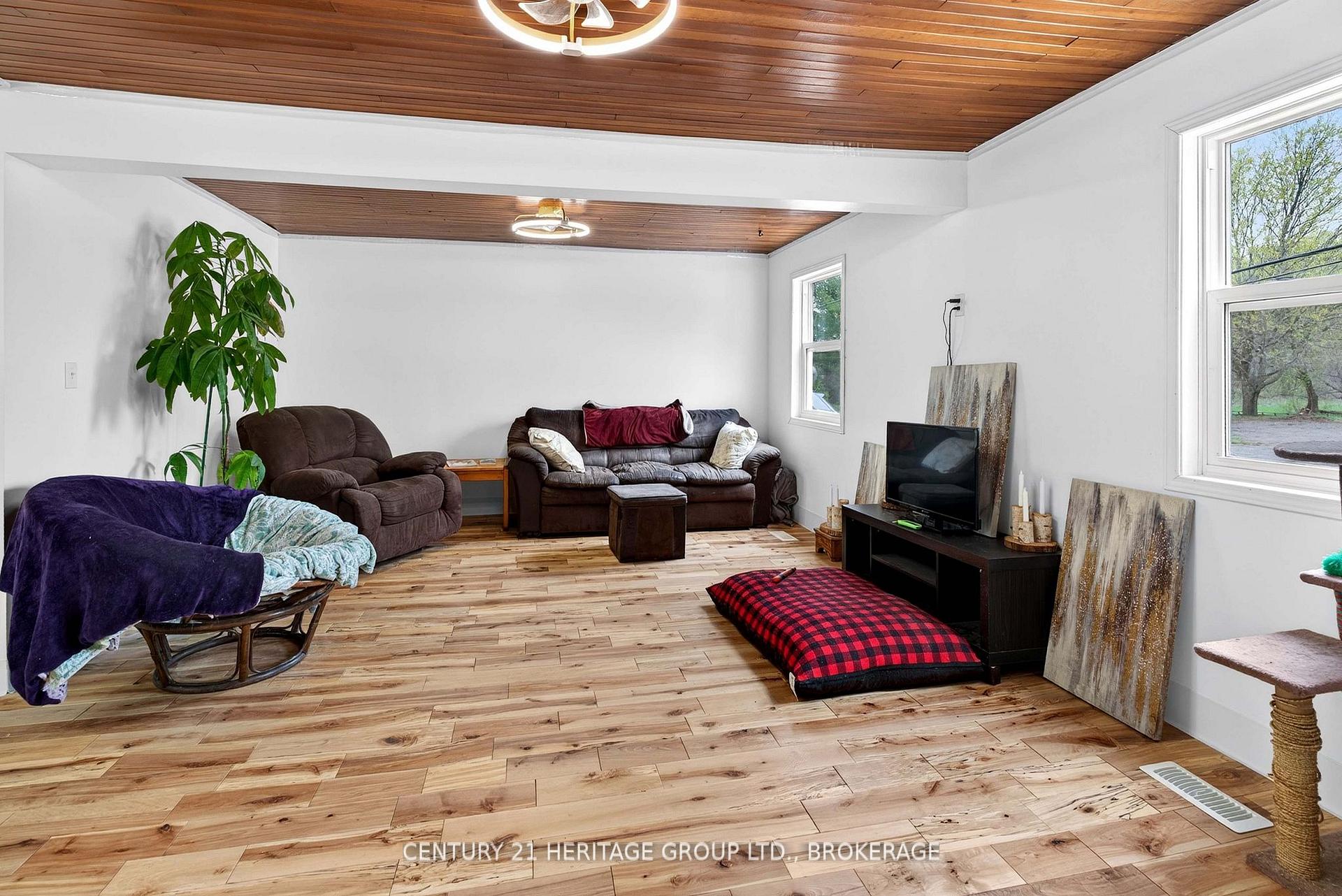 Photo 13 of 5886 Wilmer Road, Frontenac, Frontenac South — HOMEH
