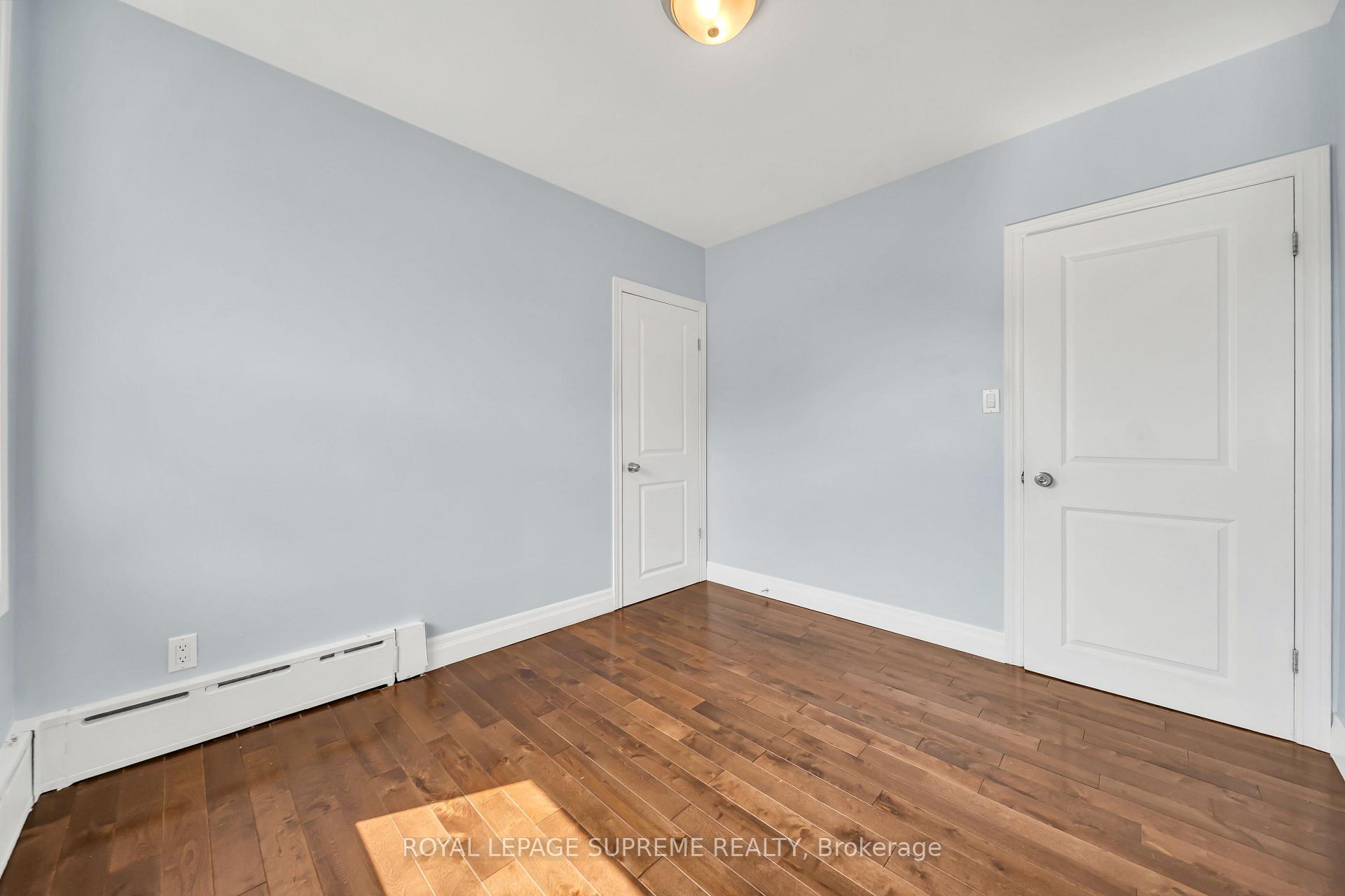 Photo 18 of Unit 4, 135 Kingsway Crescent, Etobicoke, Kingsway South — HOMEH