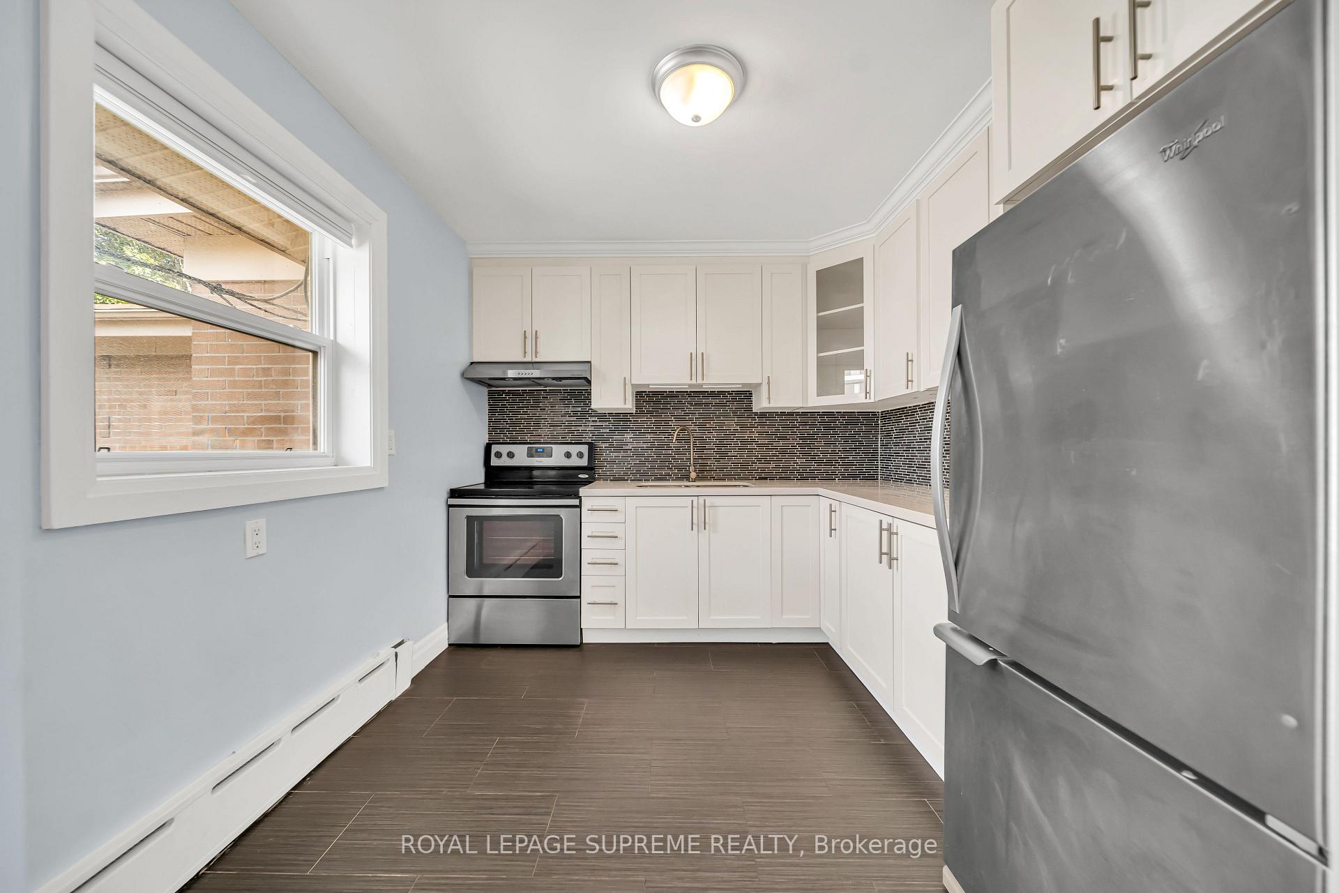 Photo 24 of Unit 4, 135 Kingsway Crescent, Etobicoke, Kingsway South — HOMEH