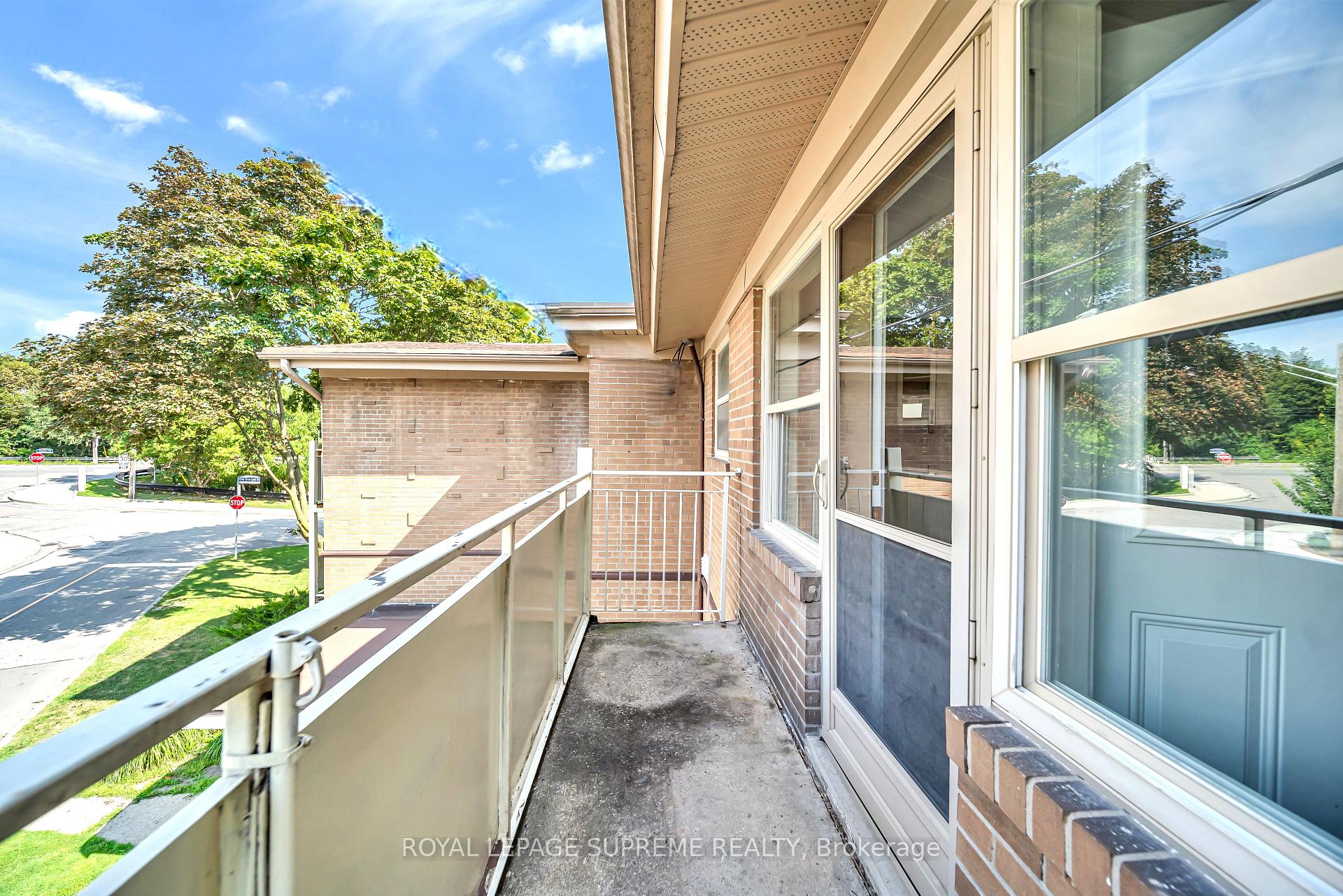 Photo 30 of Unit 4, 135 Kingsway Crescent, Etobicoke, Kingsway South — HOMEH