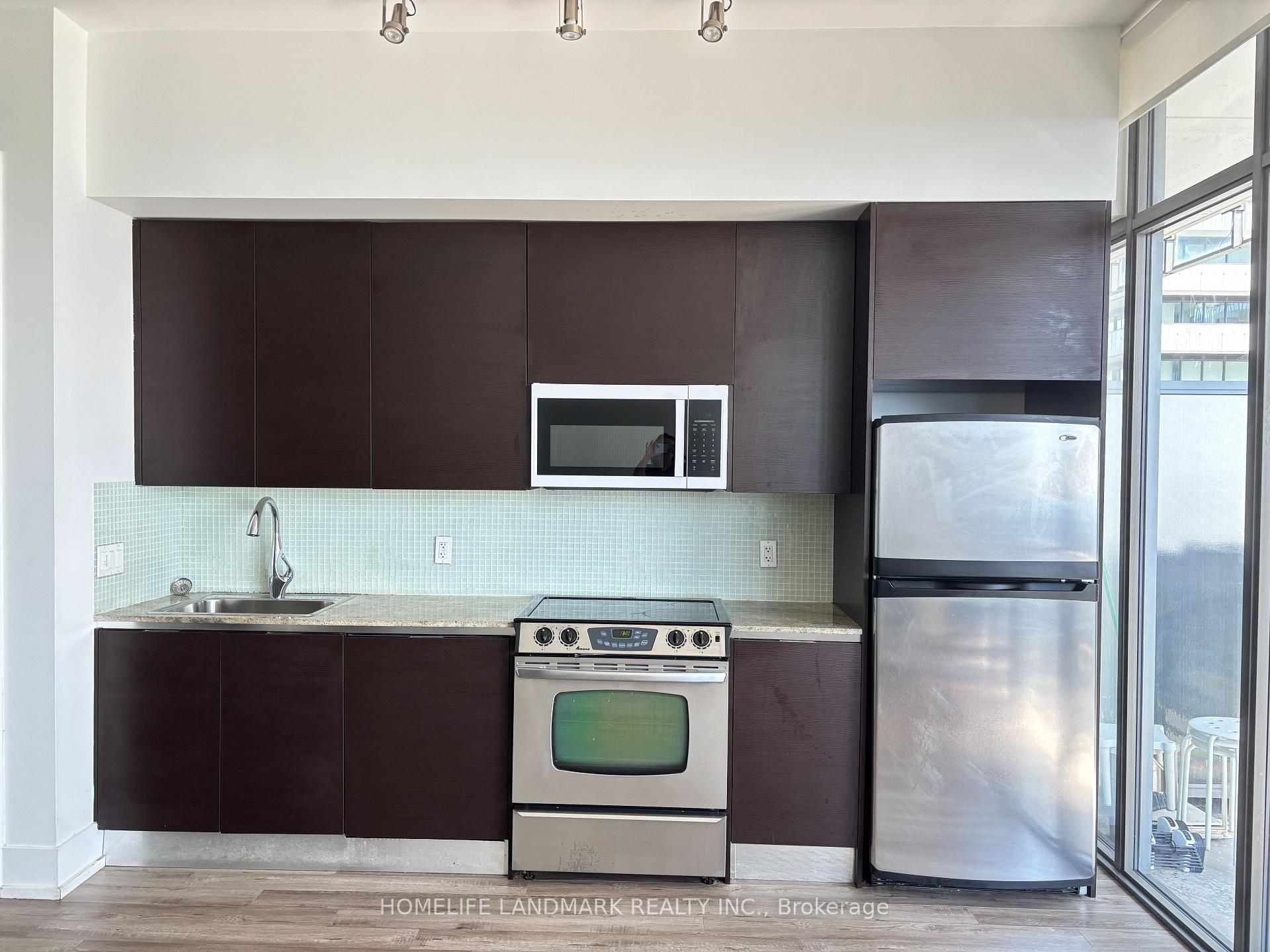 Photo 3 of Unit 4210, 33 Charles Street E, Toronto, Church-Yonge Corridor — HOMEH