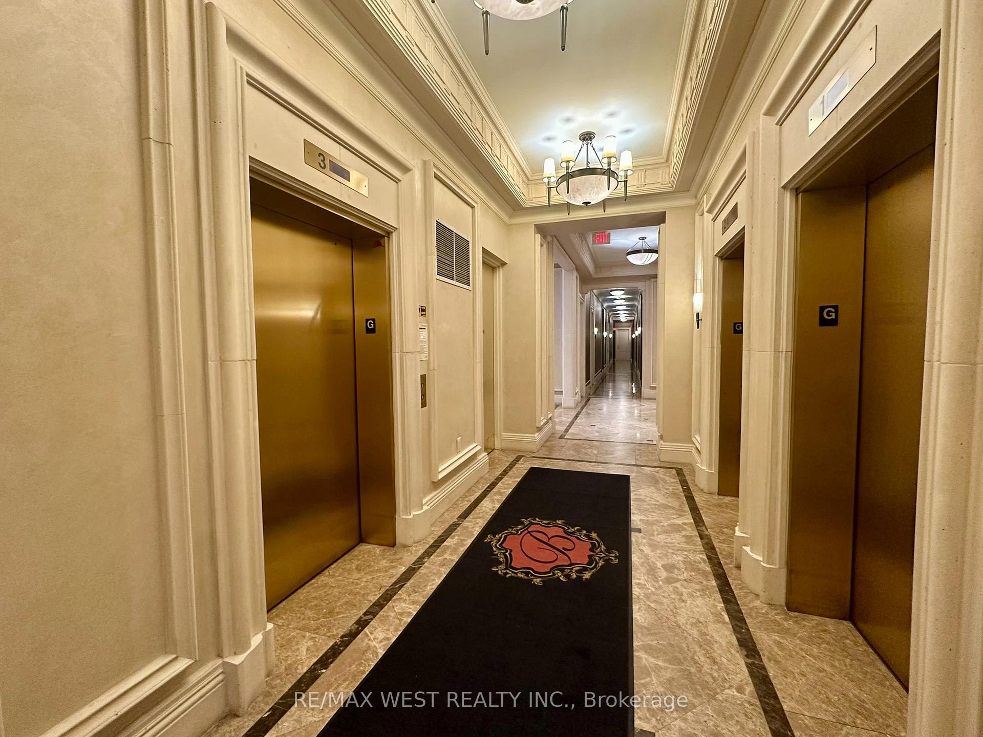 Photo 10 of Unit 302, 9235 Jane Street, Vaughan, Maple — HOMEH