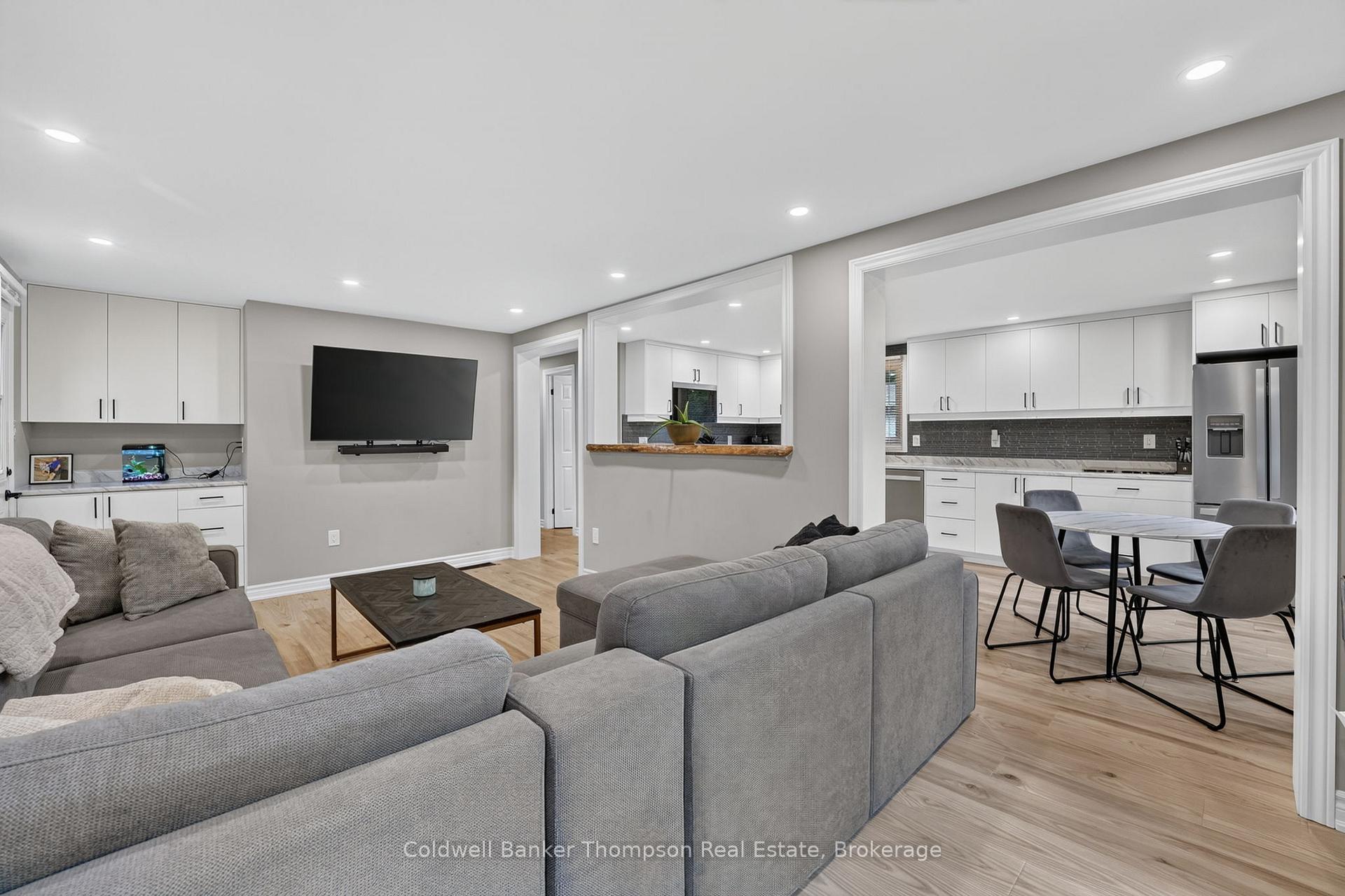 Photo 20 of 17 Dudley Drive, Bracebridge — HOMEH