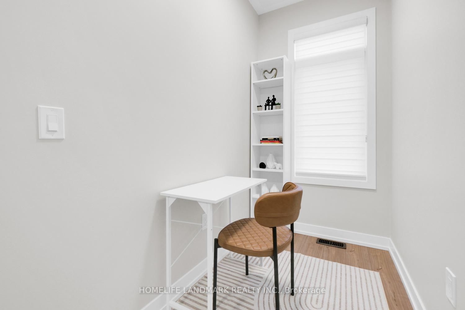 Photo 18 of 217 Salterton Circle, Vaughan, Rural Vaughan — HOMEH