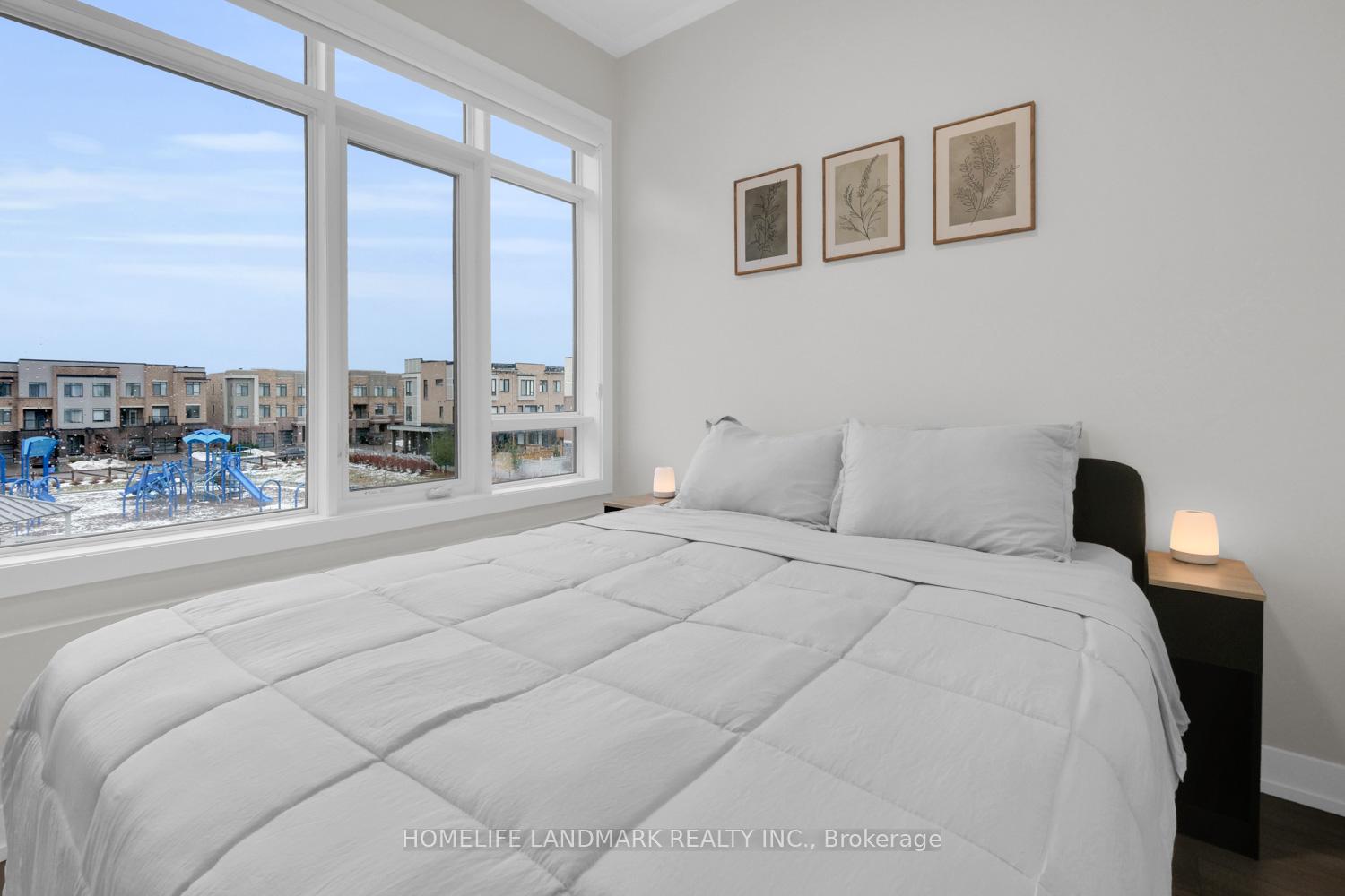 Photo 20 of 217 Salterton Circle, Vaughan, Rural Vaughan — HOMEH
