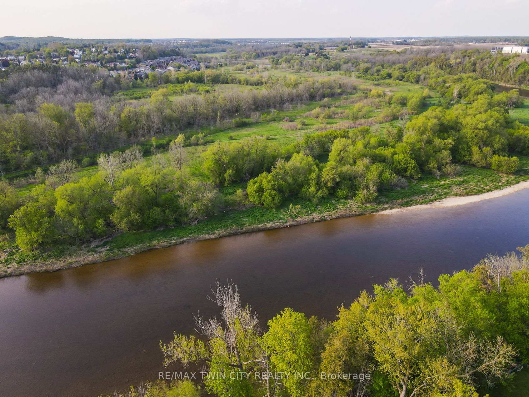 Photo 15 of 138 Riverbank Drive, Cambridge, Preston Heights — HOMEH