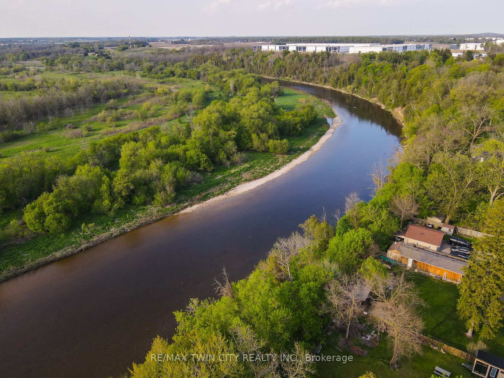 Photo 16 of 138 Riverbank Drive, Cambridge, Preston Heights — HOMEH