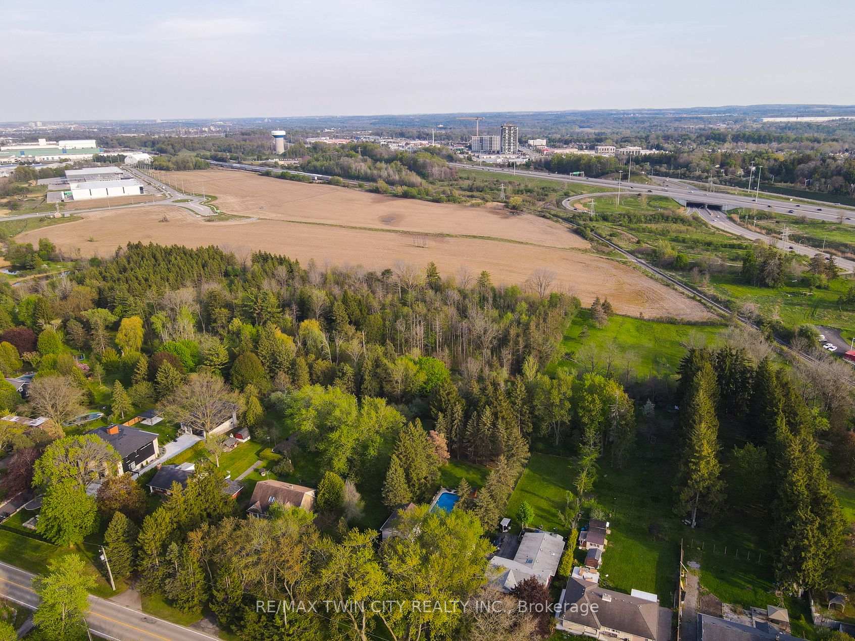 Photo 19 of 138 Riverbank Drive, Cambridge, Preston Heights — HOMEH
