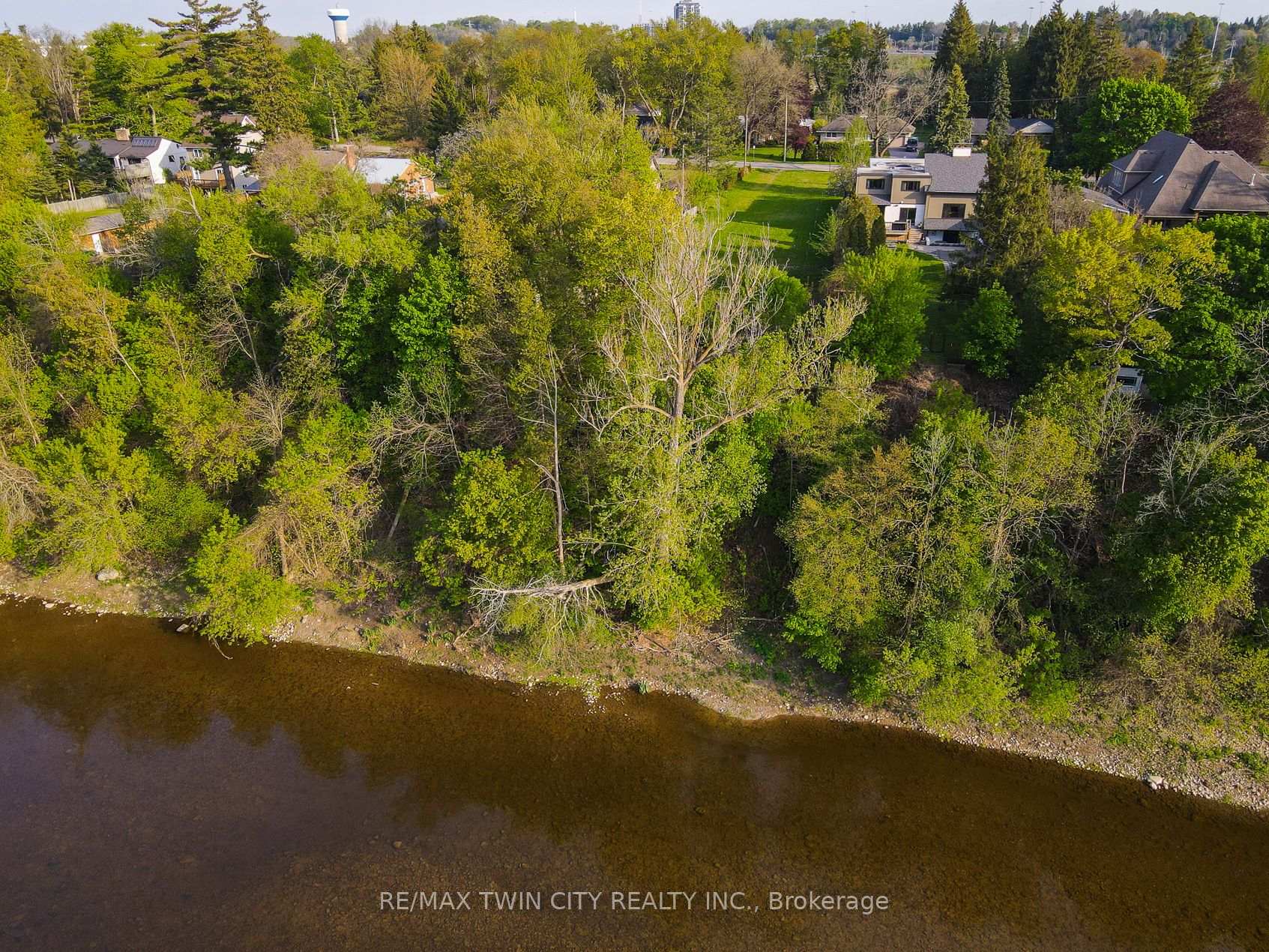 Photo 29 of 138 Riverbank Drive, Cambridge, Preston Heights — HOMEH