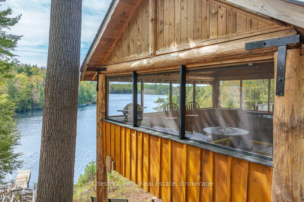 Photo 4 of 1026 Carlson Place, Bracebridge, Draper — HOMEH