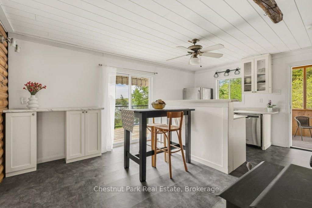 Photo 17 of 1026 Carlson Place, Bracebridge, Draper — HOMEH