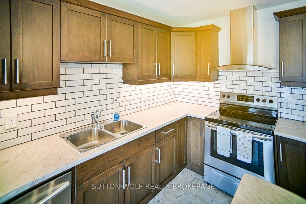 Photo 6 of 54 Abbott Street, Strathroy-Caradoc, SE — HOMEH