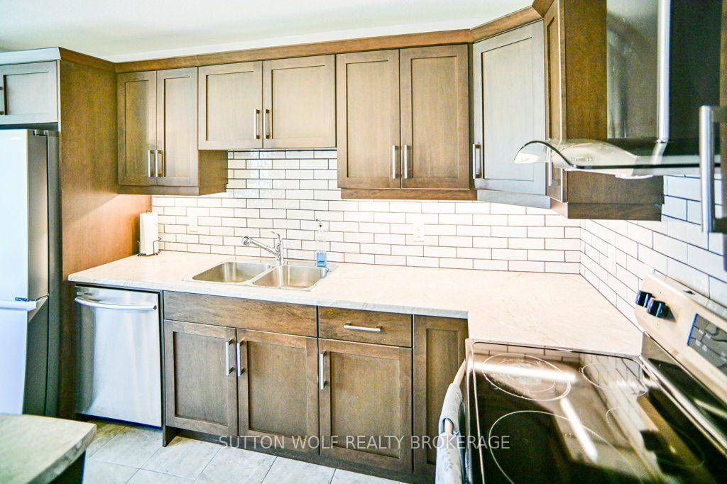 Photo 7 of 54 Abbott Street, Strathroy-Caradoc, SE — HOMEH