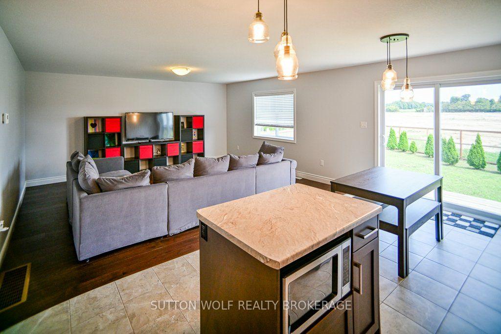 Photo 8 of 54 Abbott Street, Strathroy-Caradoc, SE — HOMEH