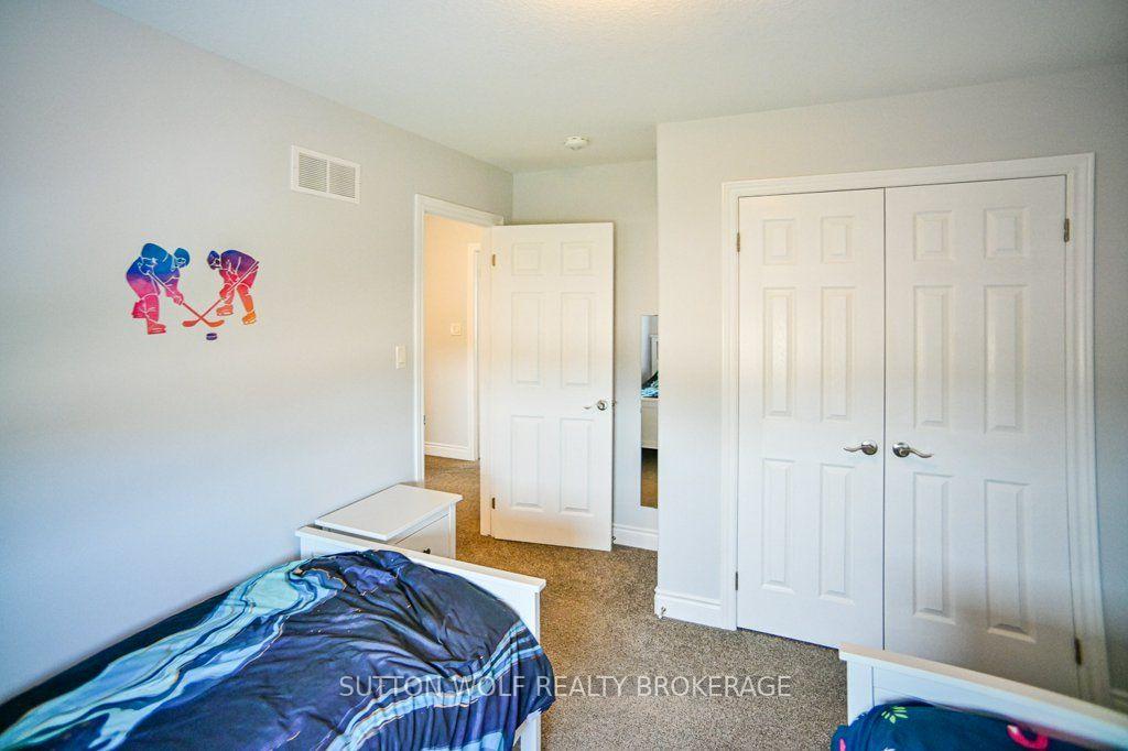 Photo 18 of 54 Abbott Street, Strathroy-Caradoc, SE — HOMEH