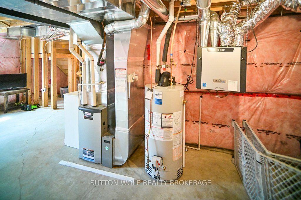 Photo 20 of 54 Abbott Street, Strathroy-Caradoc, SE — HOMEH